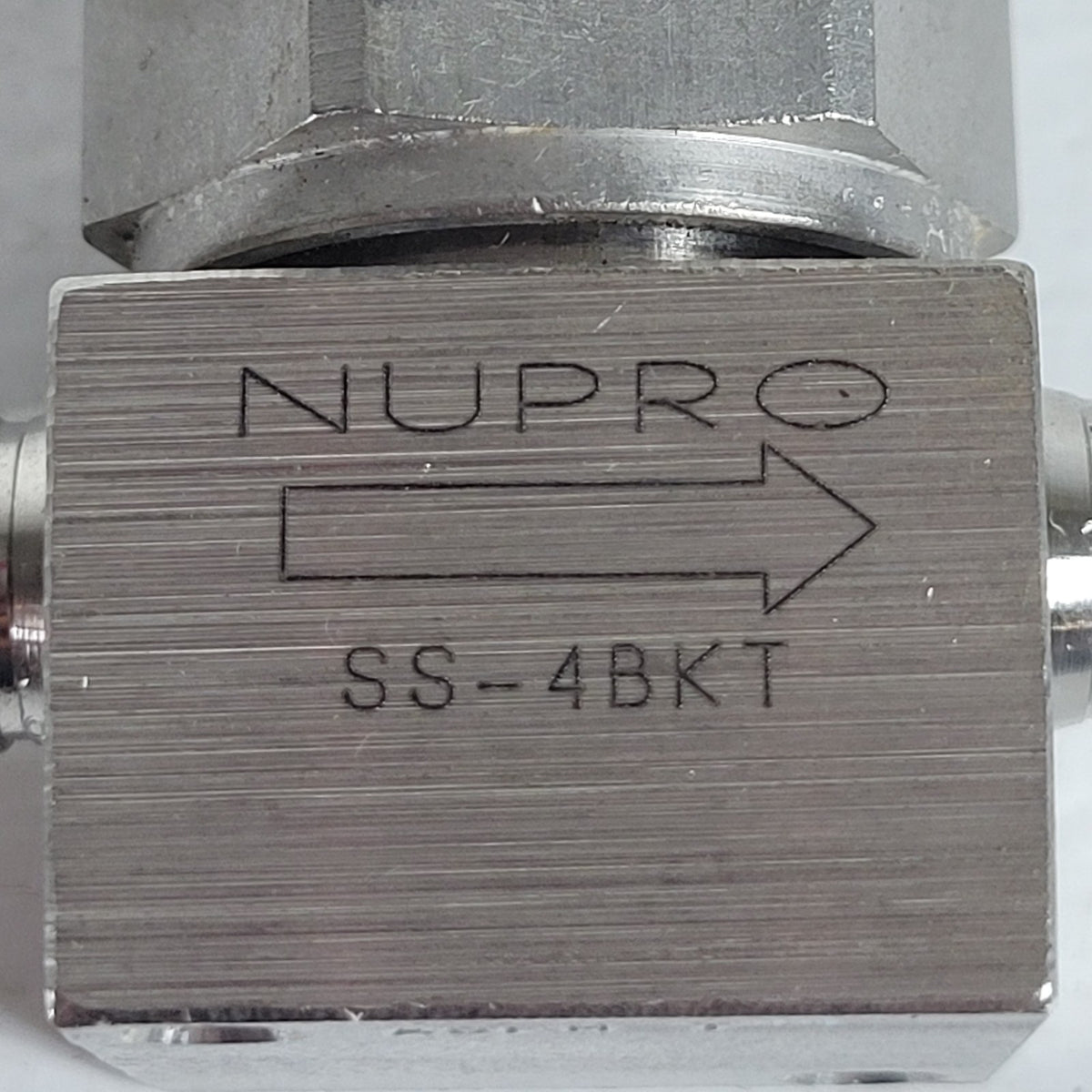 Nupro Swagelok SS-4BKT Stainless Steel Bellows Sealed Toggle Valve 1/4"