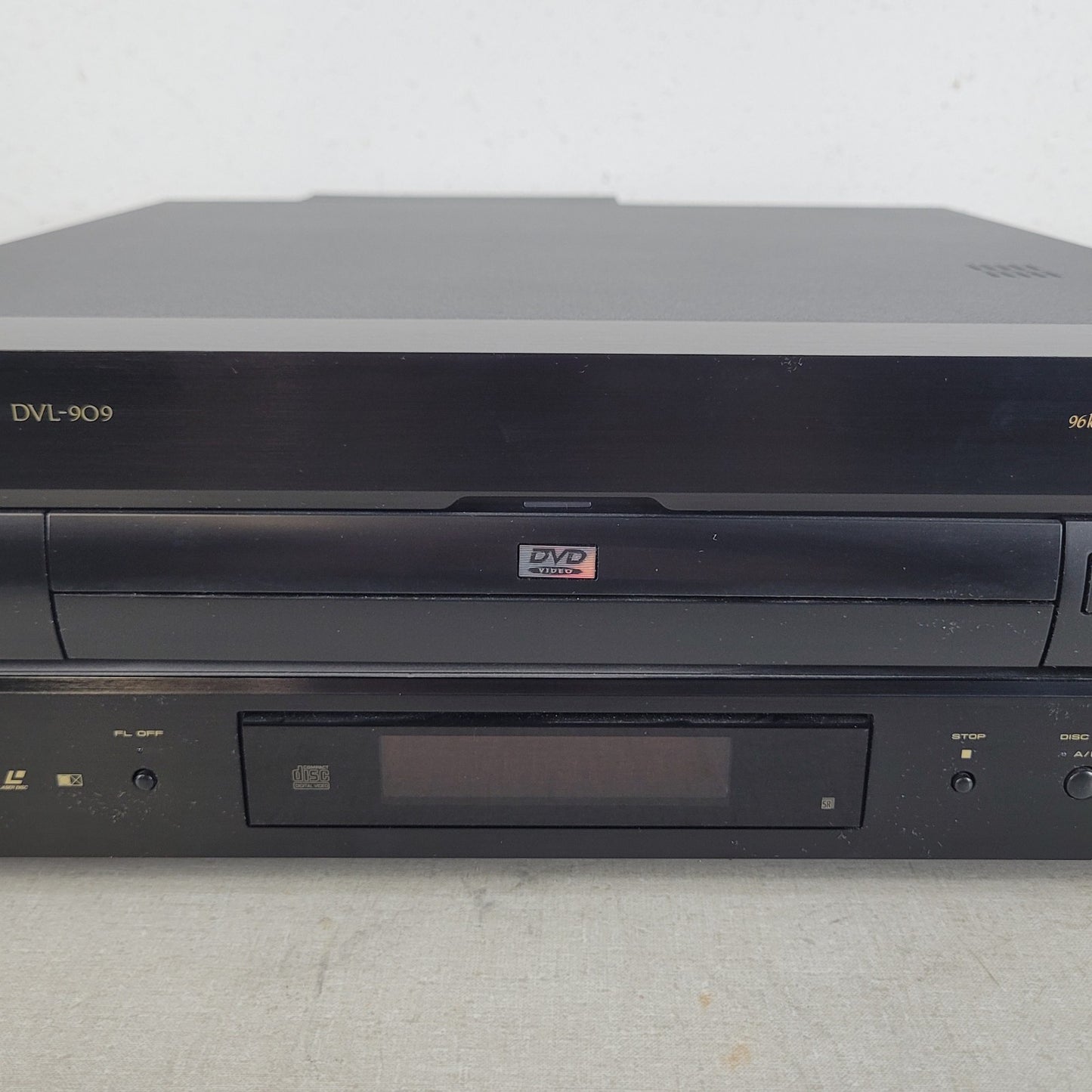 Pioneer DVL-909 LaserDisc LD DVD CD Combination Player Dual-Side Play