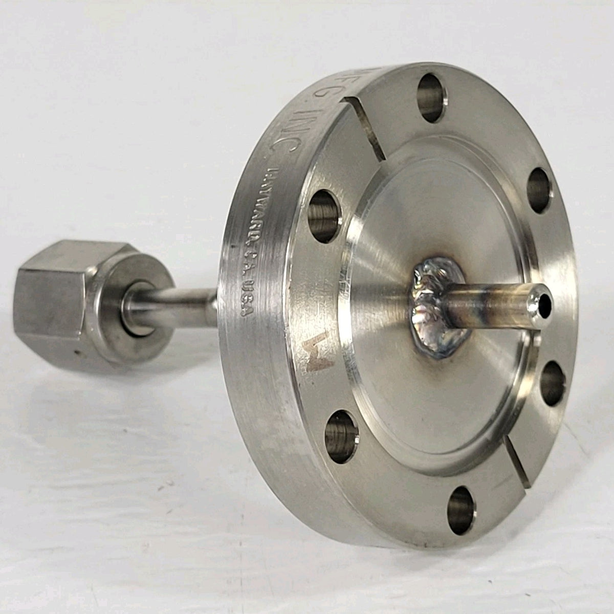 MDC LF-275VCR 2.75" CF Conflat DN35CF UHV 1/4" VCR Fluid Feedthrough Single Side