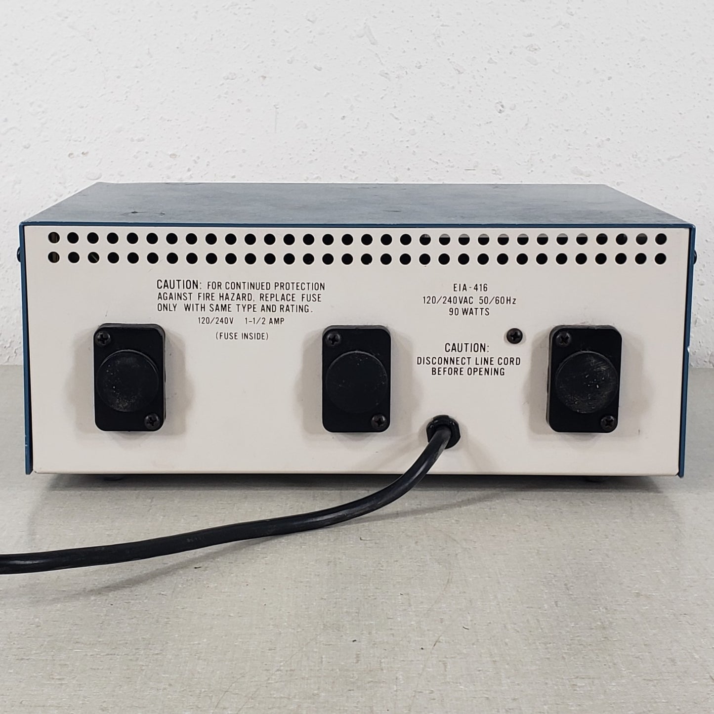TESTED Heathkit IP-2718 Tri-Power DC Bench Supply 2x 0-20V 500mA + 5V 1.5A