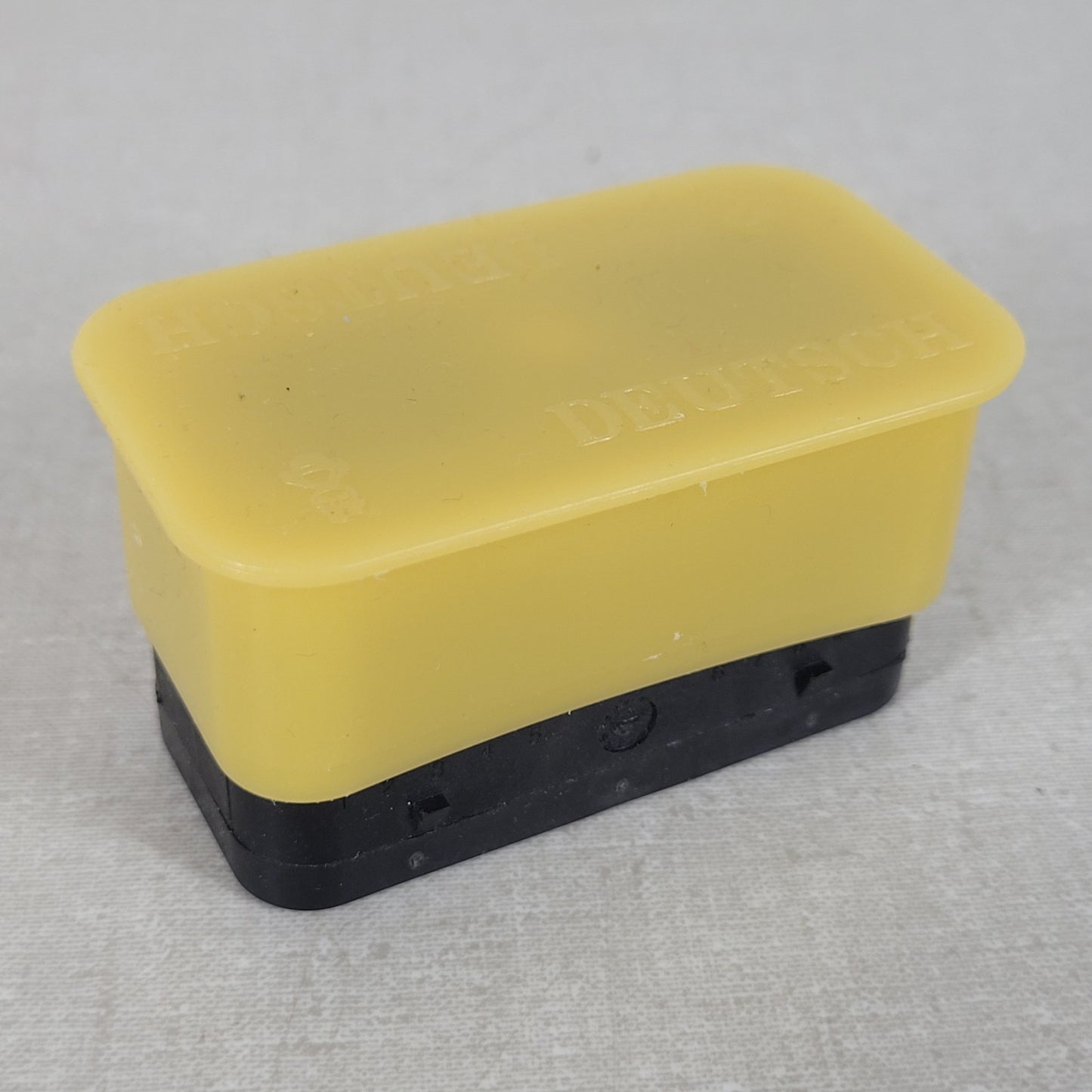 Deutsch DRC26-50S01 DRC Series 50-Way Socket Plug Connector Black w/ Yellow Cap
