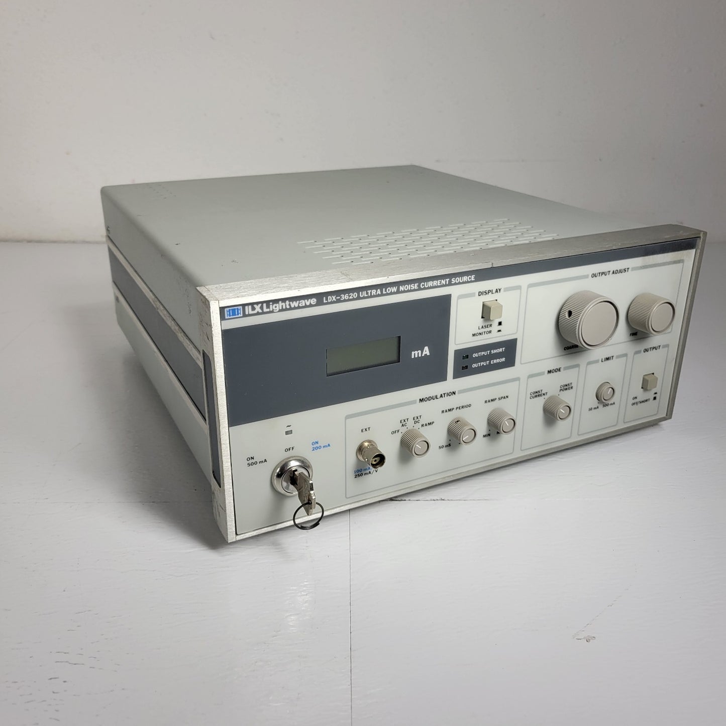 TESTED ILX Lightwave LDX-3620 Ultra Low Noise Current Source 200-500mA Limit Mod