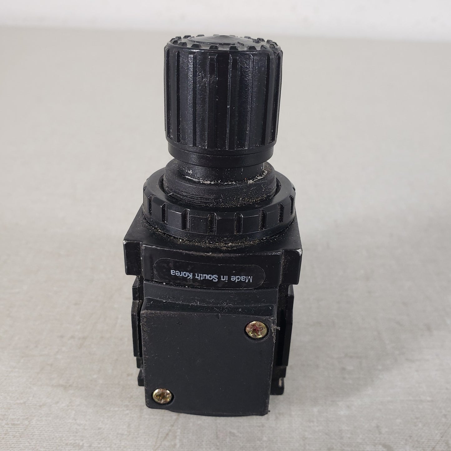 INGERSOLL RAND ARO R37121100 Relieving Pneumatic Regulator no Gauge