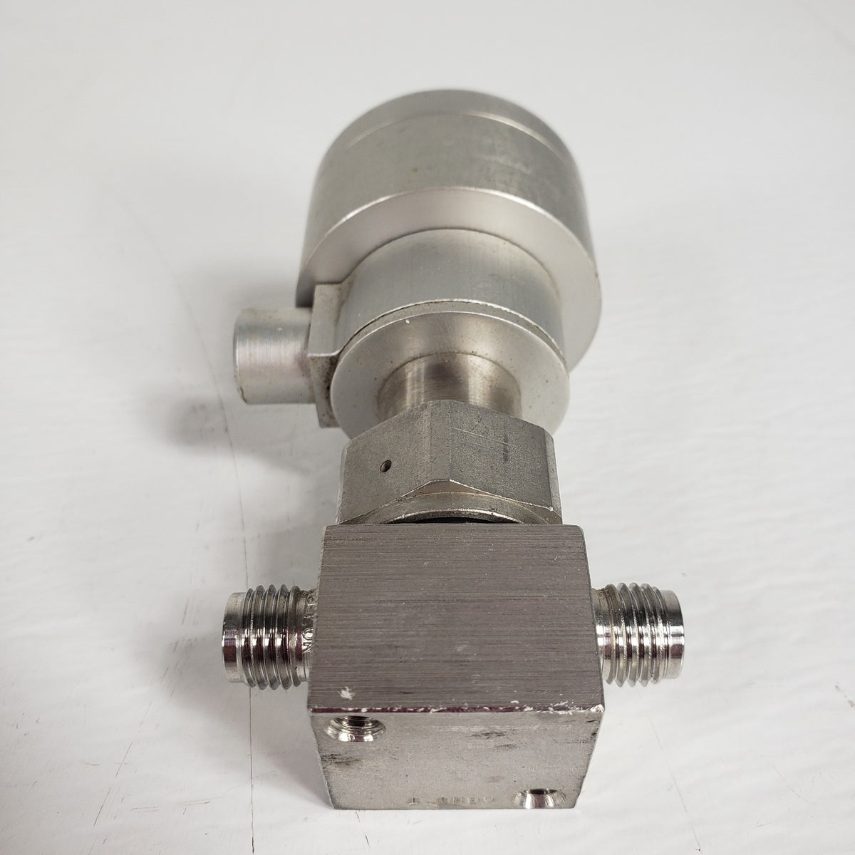 Nupro SS-4BK-1C 1/4" Swagelok Pneumatic NC Bellows Sealed Valve 316 SS