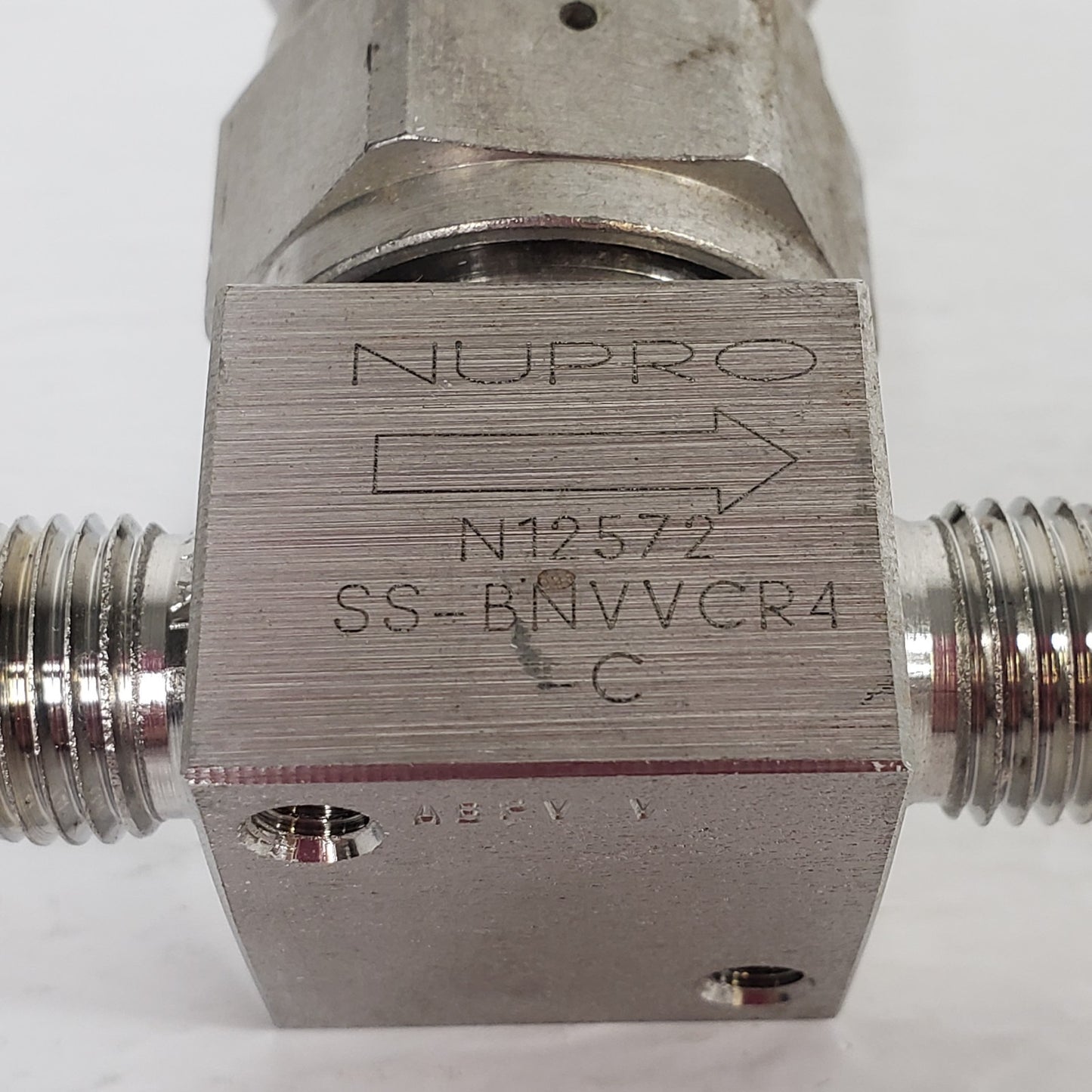 NUPRO SS-BNVVCR4-C Stainless Steel High Purity Pneumatic Bellows Valve 1/4" VCR