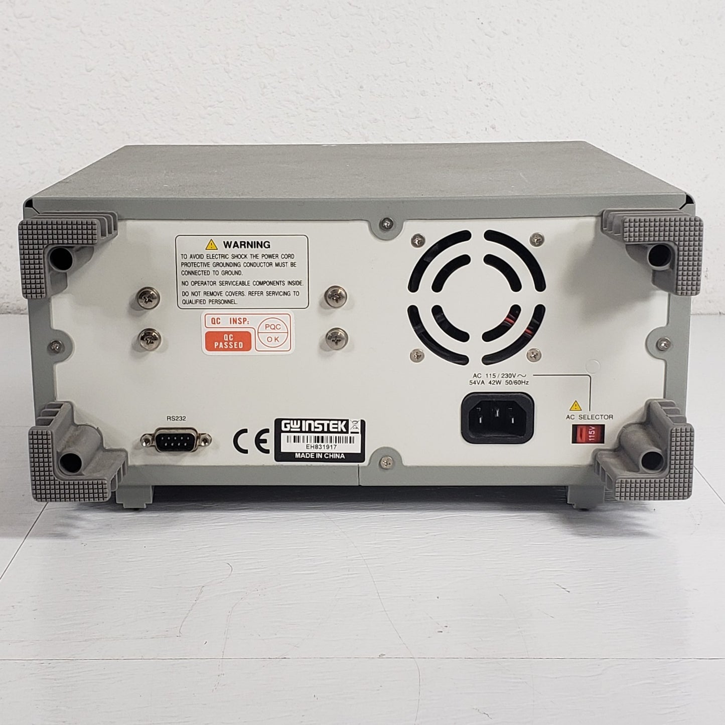 TESTED GW Instek GFG-3015 15MHz Programmable Function Generator Signal Generator
