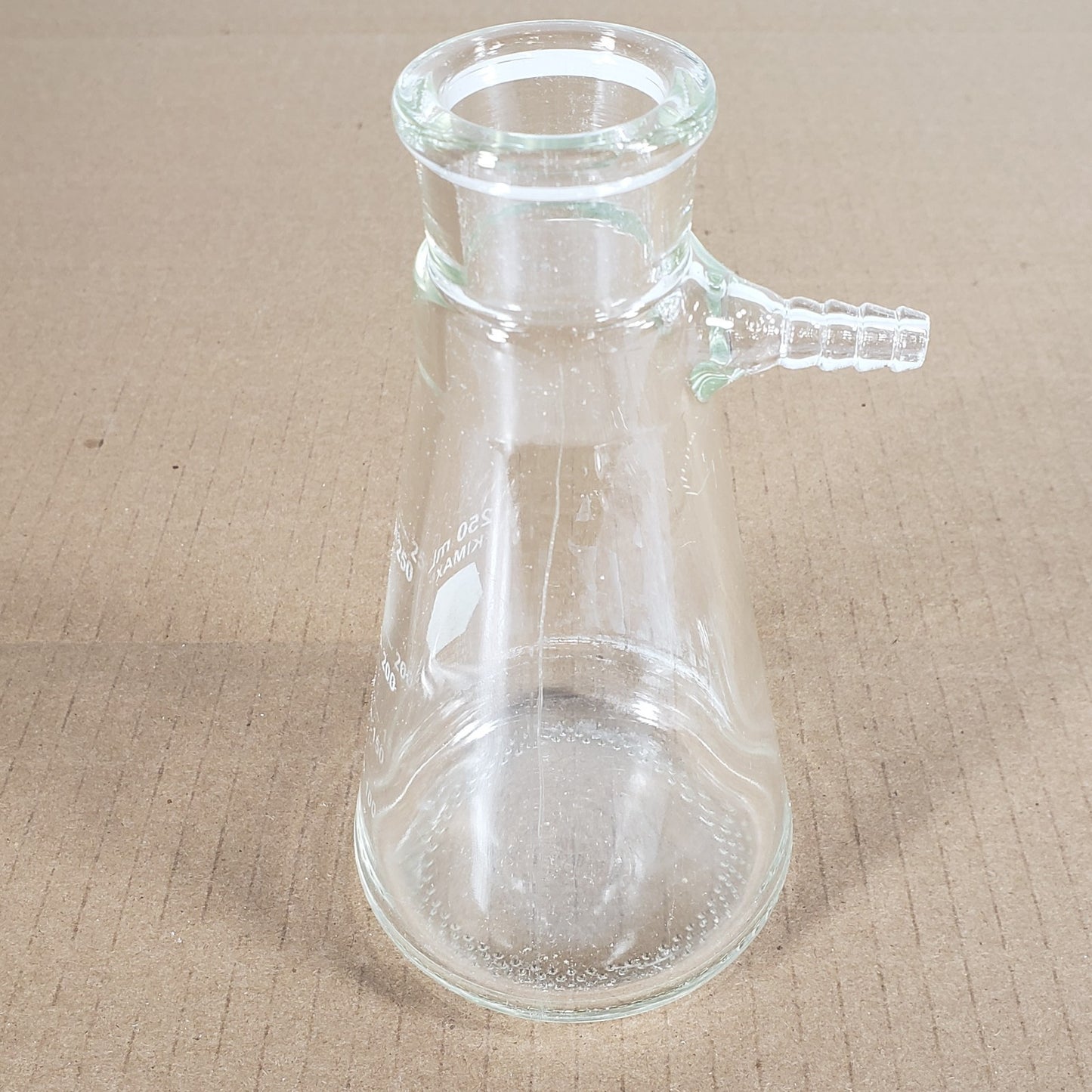 Lot of 4 VWR/Kimax 89000-384/27060-250 500/250mL Heavy Walled Filter Flasks