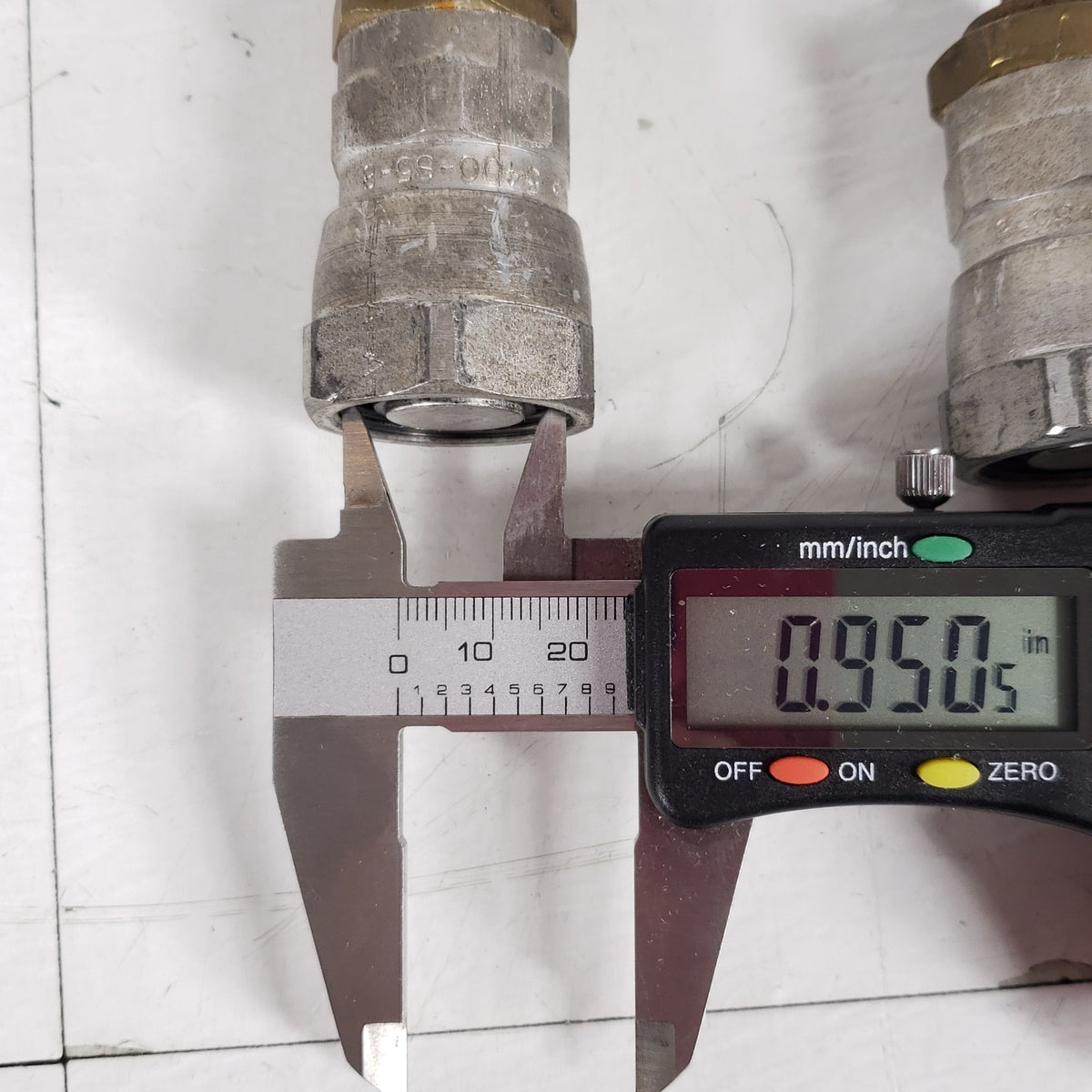 Aeroquip 5400-S5-8 Cryopump Helium Jumper U-Tube Dual 1/2" Couplings