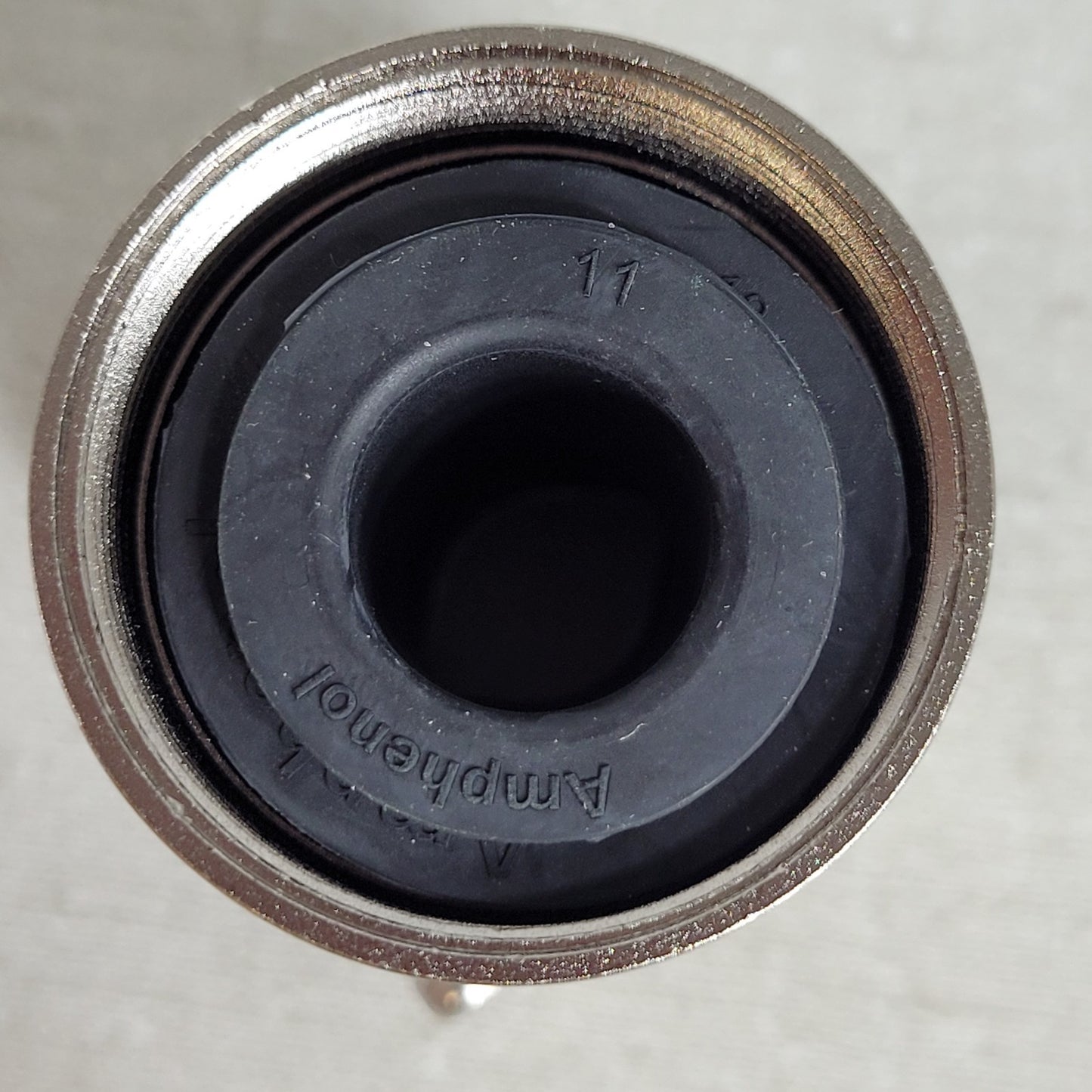 Amphenol AHDM06-24-31PT-059 31 Pin Circular Plug Conn w Backshell IP67 IP69K