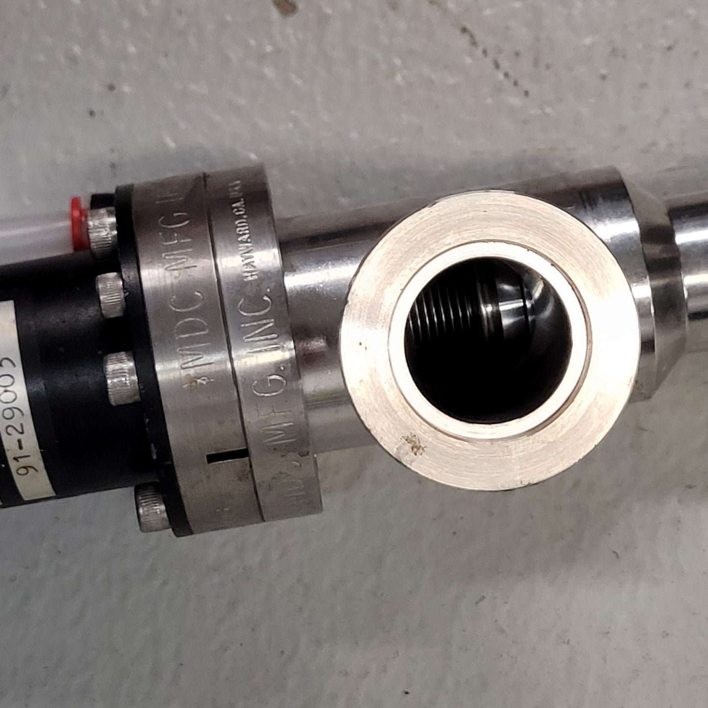 MDC 311073 KAV-100-P KF25 NW25 Pneumatic NC SS High Vacuum Angle Valve Tested