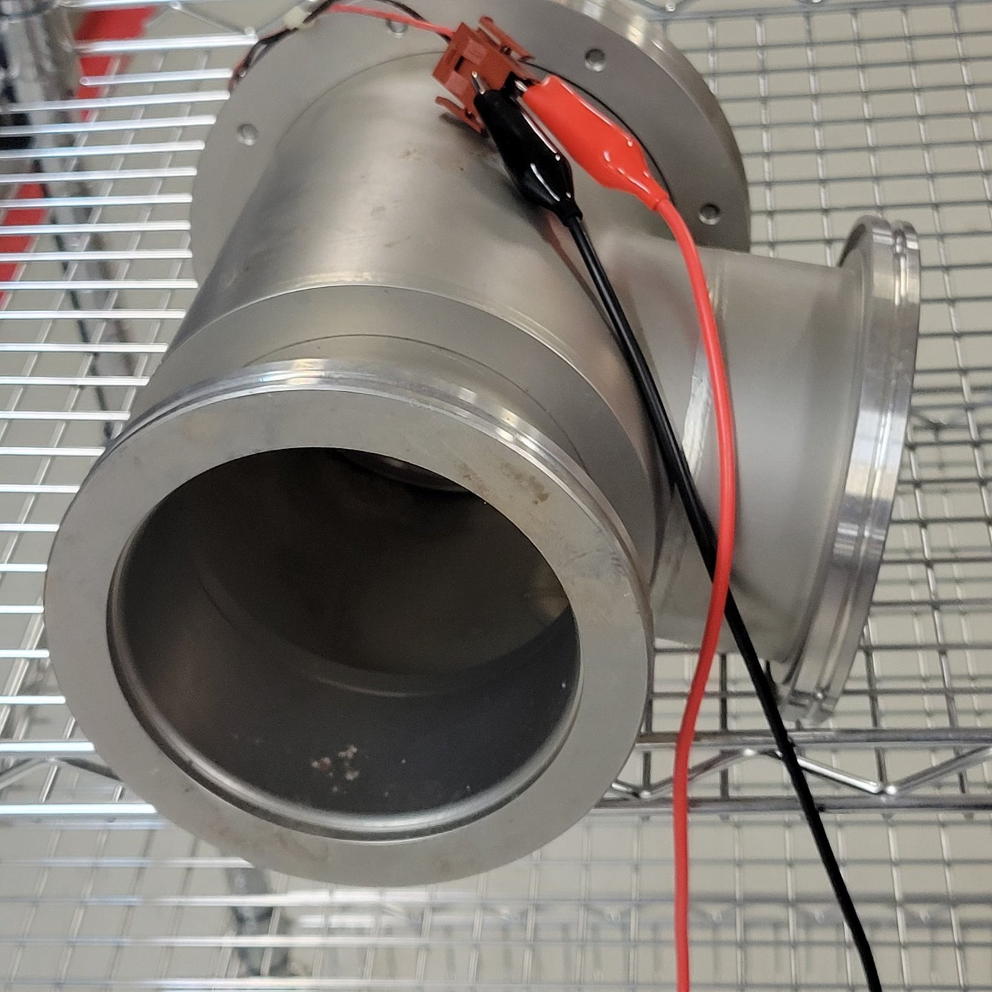 Nor-Cal ESVP-4002-ISO ISO100K Pneumatic Vacuum Angle Valve 24VDC Tested