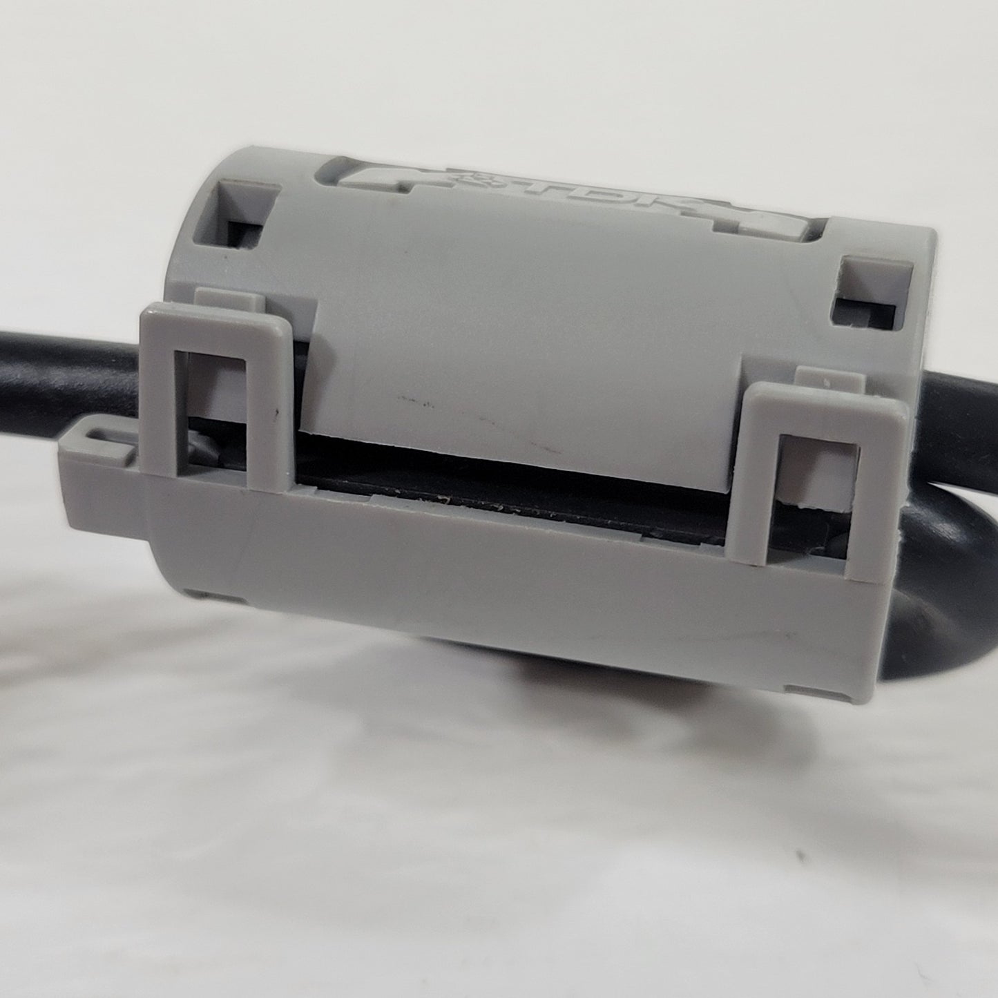 CALRAD 45-752 117VAC to 12VDC 1.2A Camera Power Supply 3-Pin