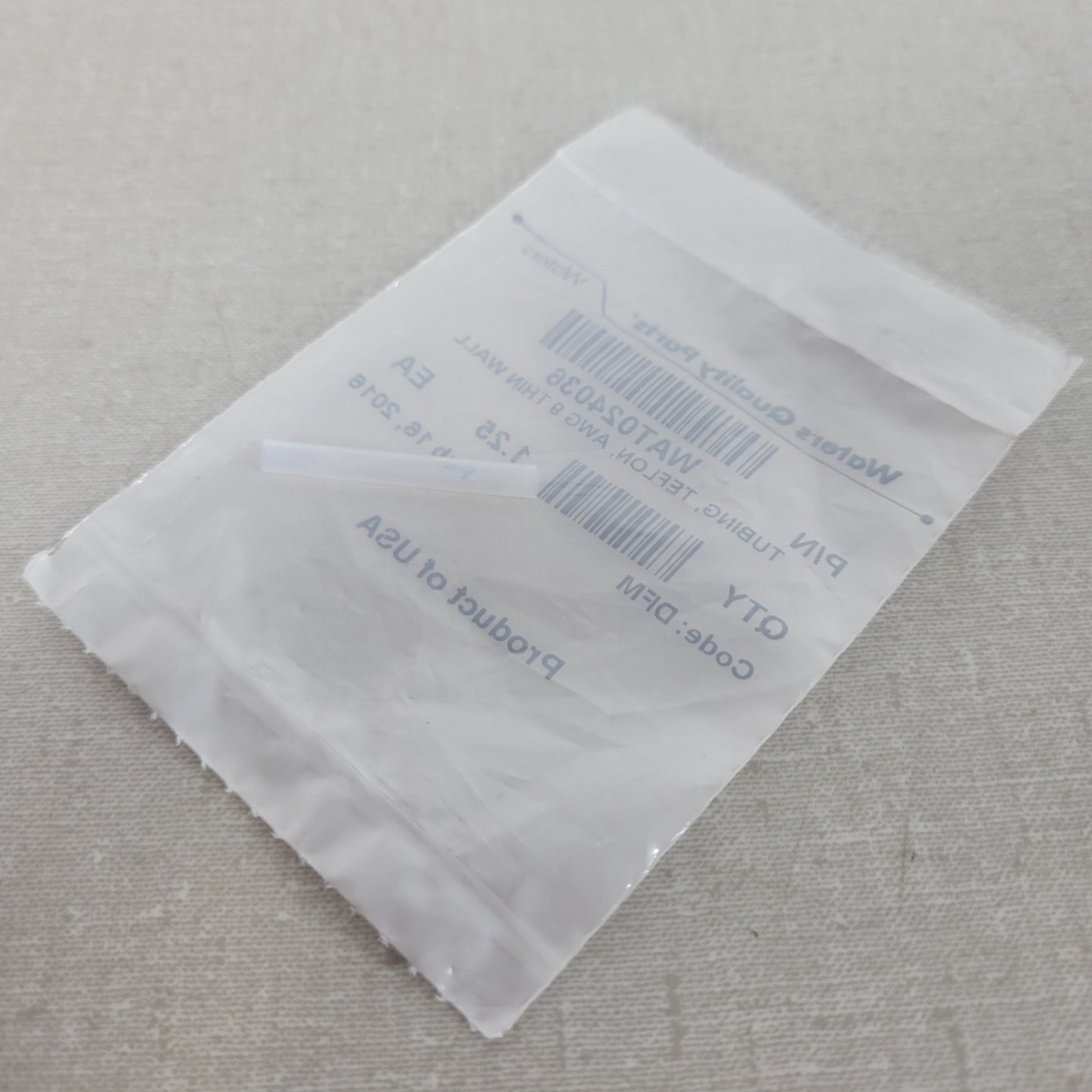 Waters WAT024036 AWG 9 PTFE Teflon Tubing HPLC Solvent Filter Connector