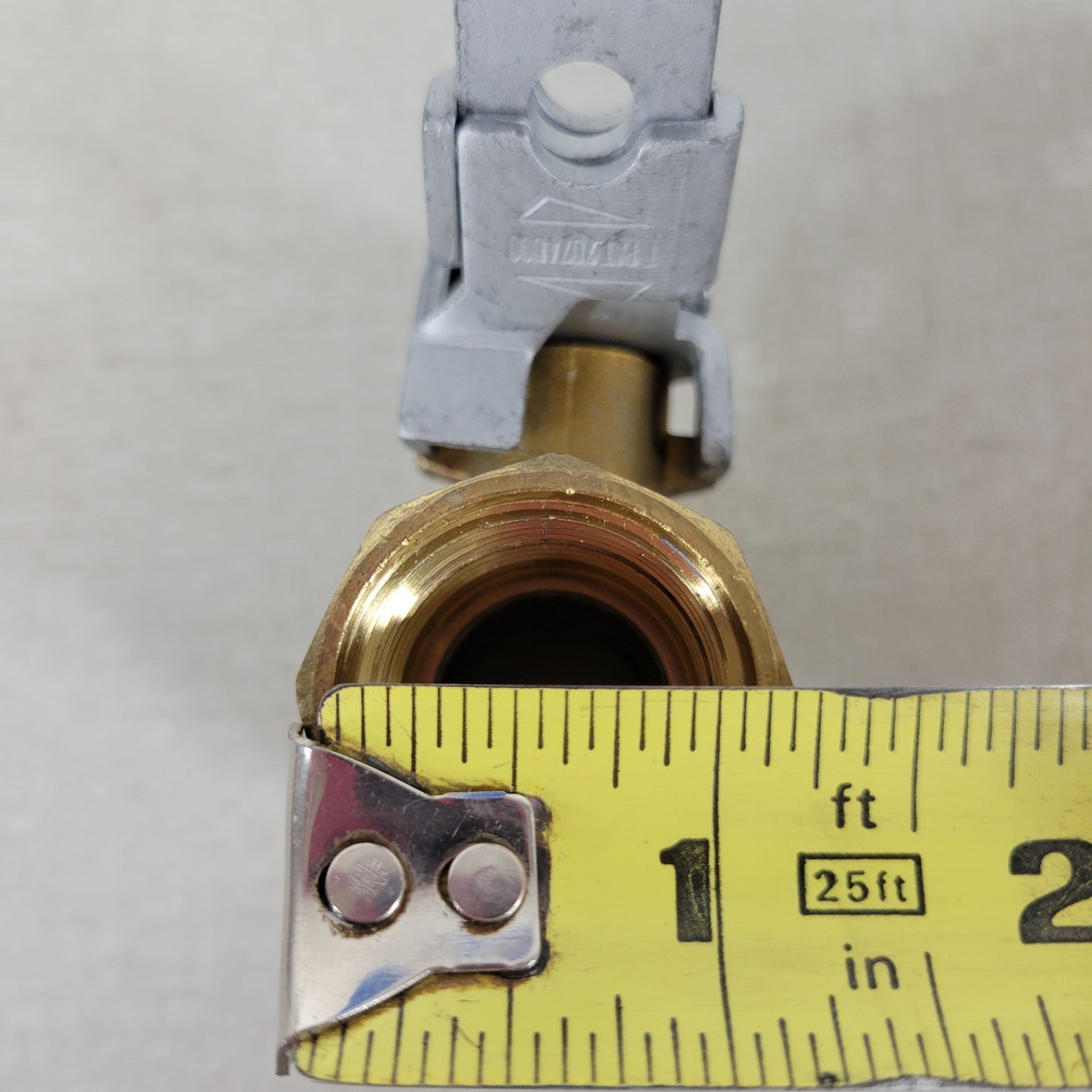 RuB S95E45 3/4" FNPT Brass Full Port Ball Valve 600 CWP Locking Handle