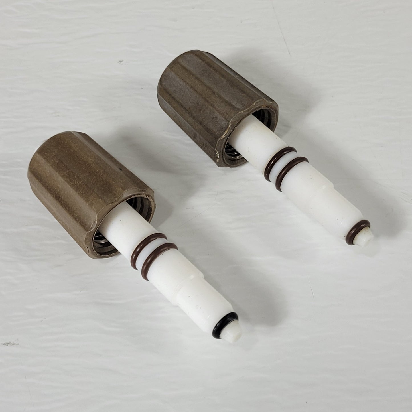 Two CHEMGLASS PTFE 0-8mm High Vacuum Valve Plugs for High Vacuum Systems, Brown