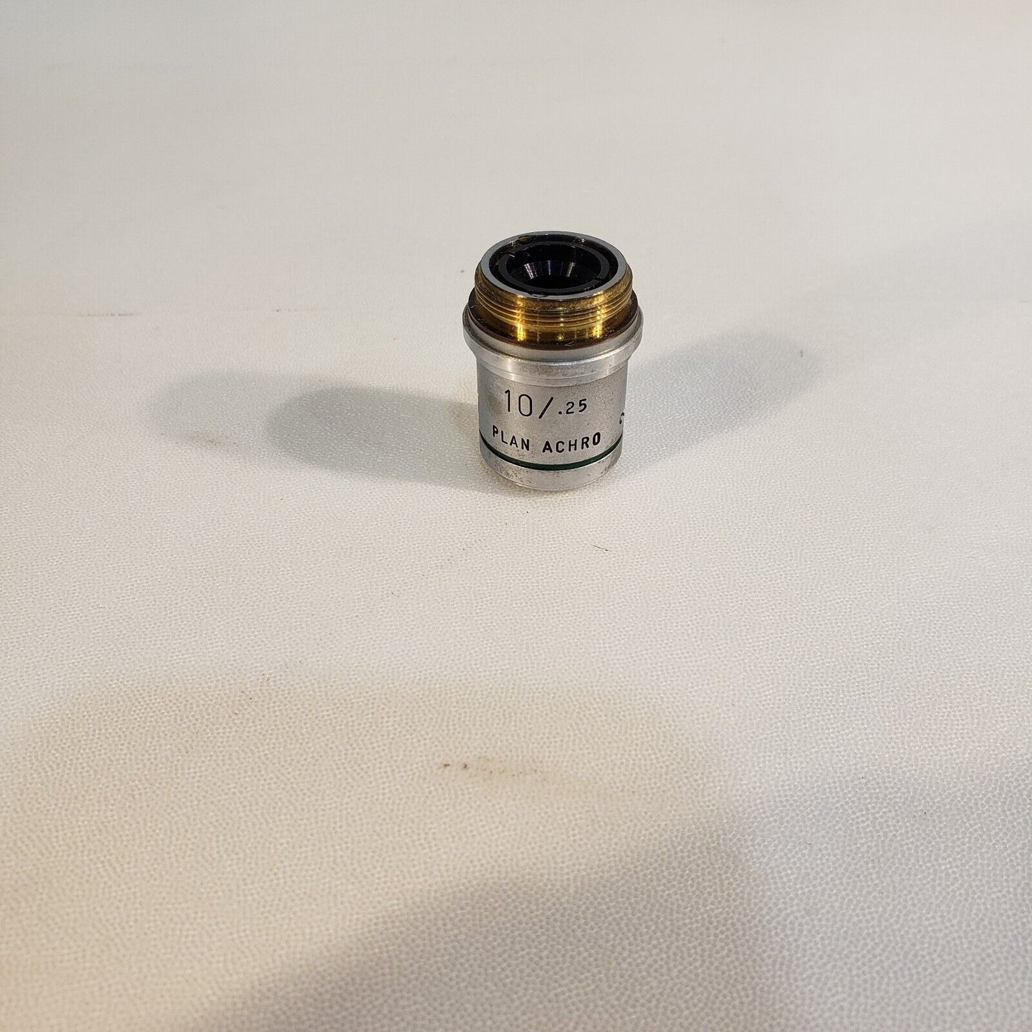 American Optical Plan Achro 10X / .25 Cat. 1019 Microscrope Objective Lens