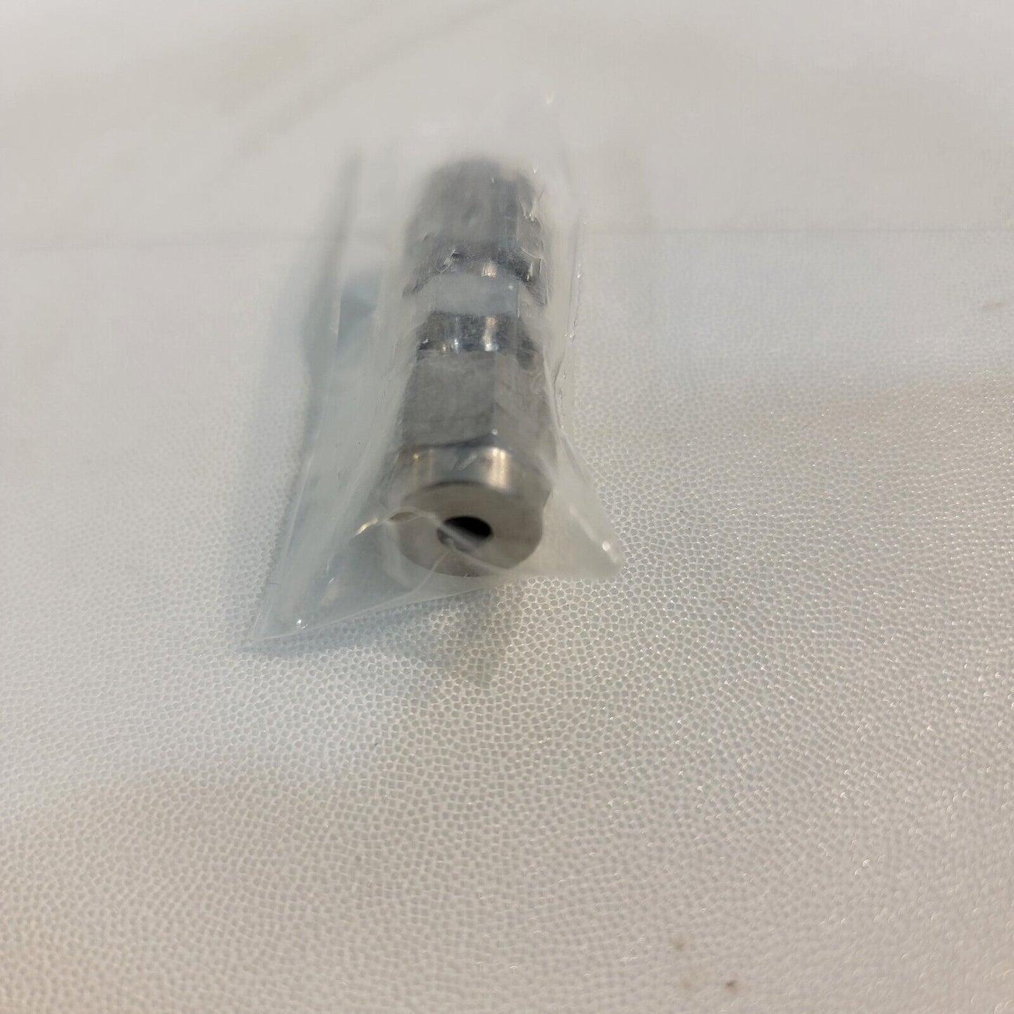 Shimadzu 220-90053-01 1/8" Union Stainless Steel Swagelok w/ Ferrules