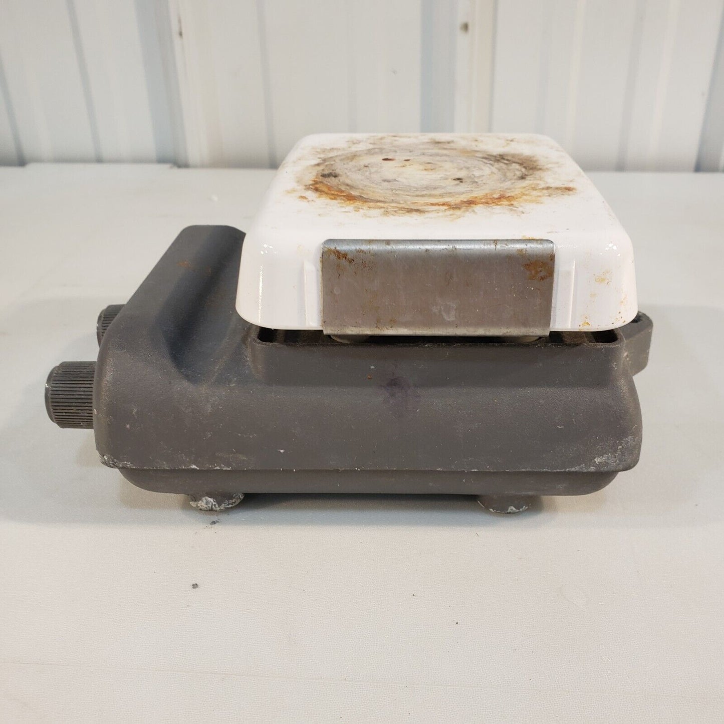 Corning PC-220 Lab Hot Plate And Stirrer