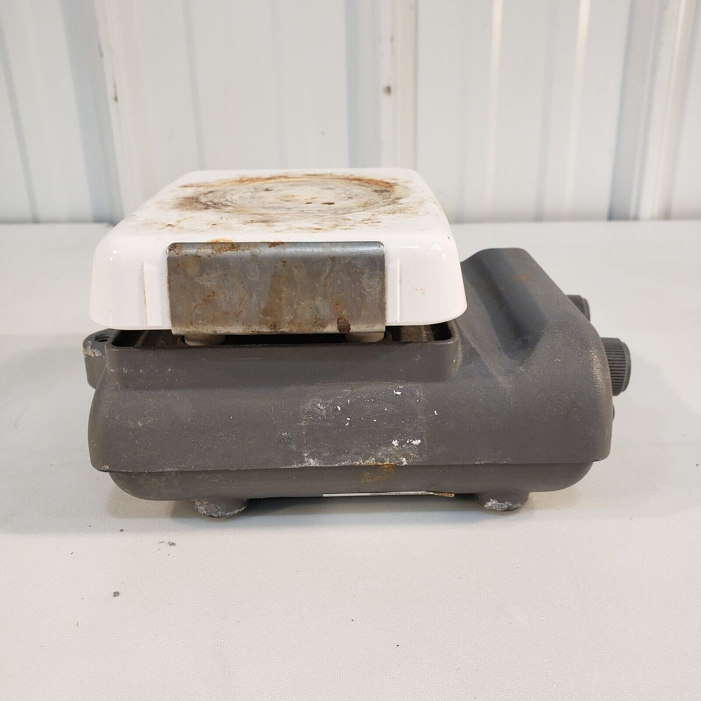 Corning PC-220 Lab Hot Plate And Stirrer