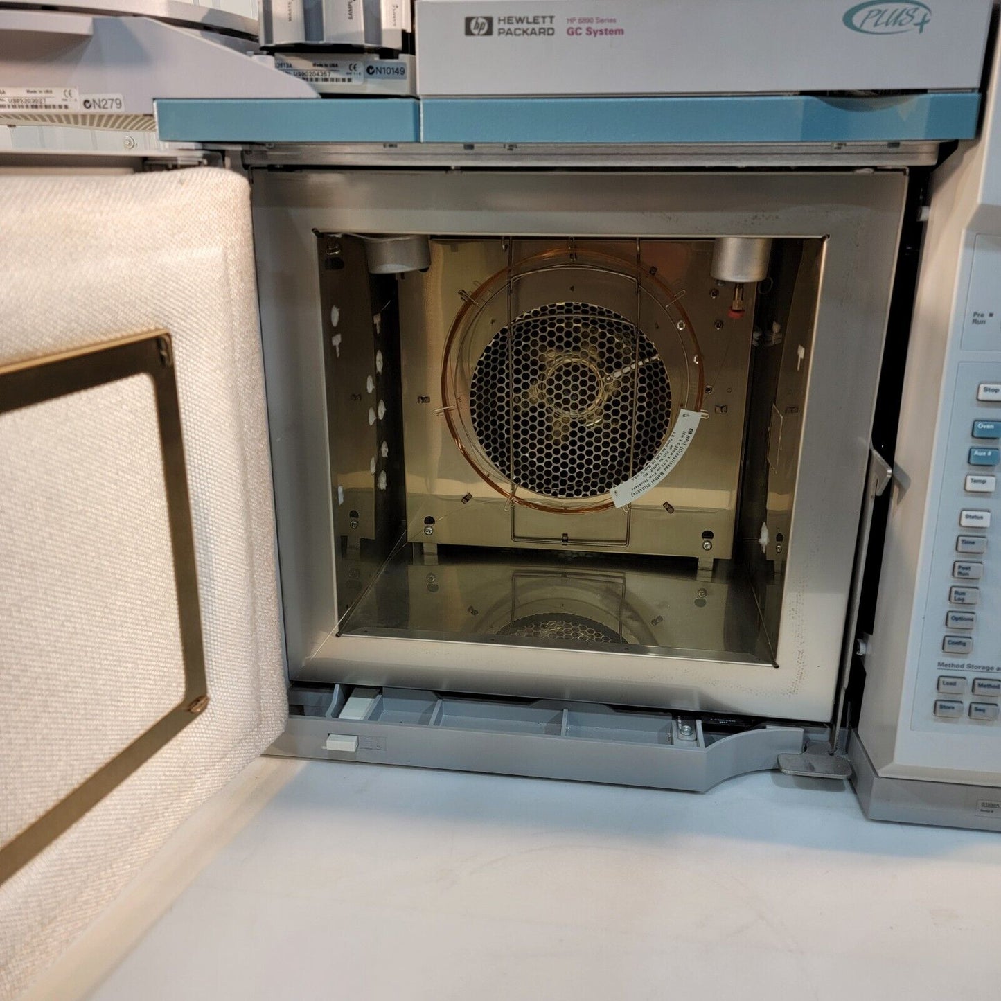 *What Parts Do You Want?* Hewlett Packard HP 6890 Plus G1530A Gas Chromatograph