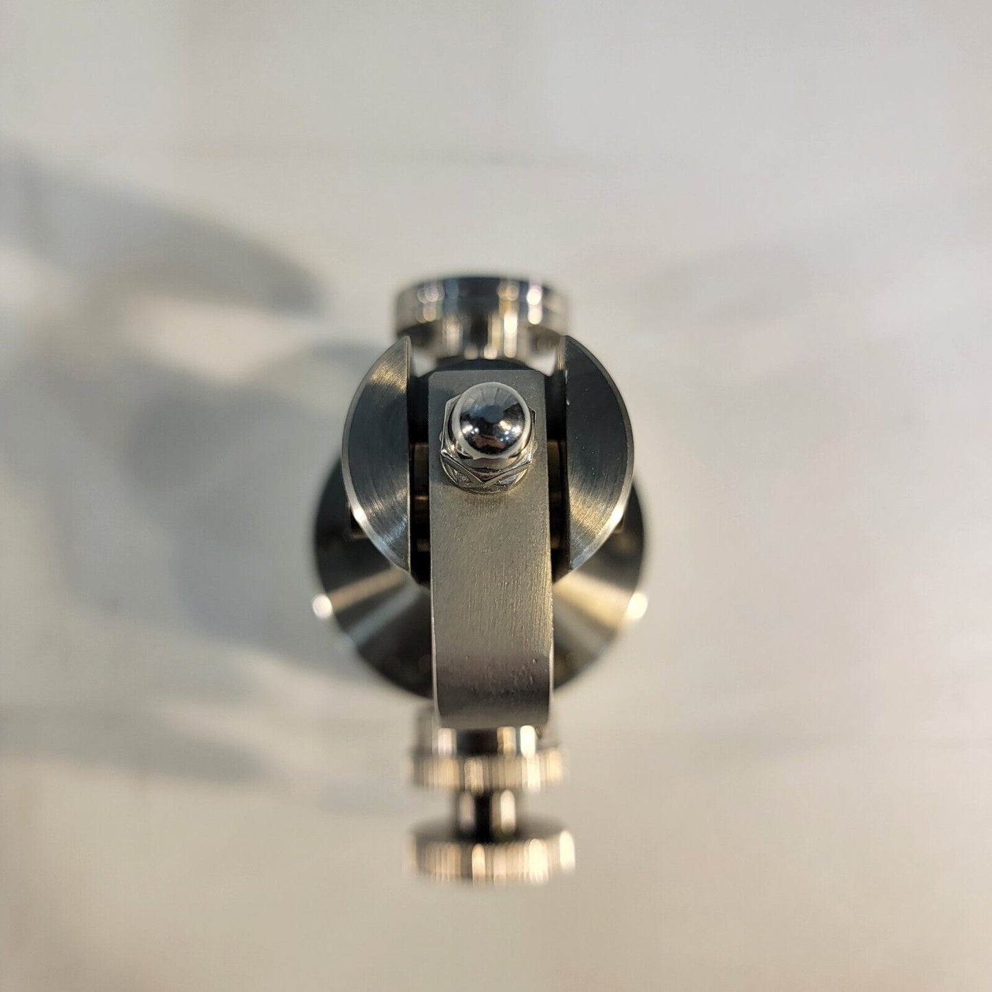 Variable Leak UHV High Vacuum Valve 104536 2.75" 1.33" Conflat Flange 422834