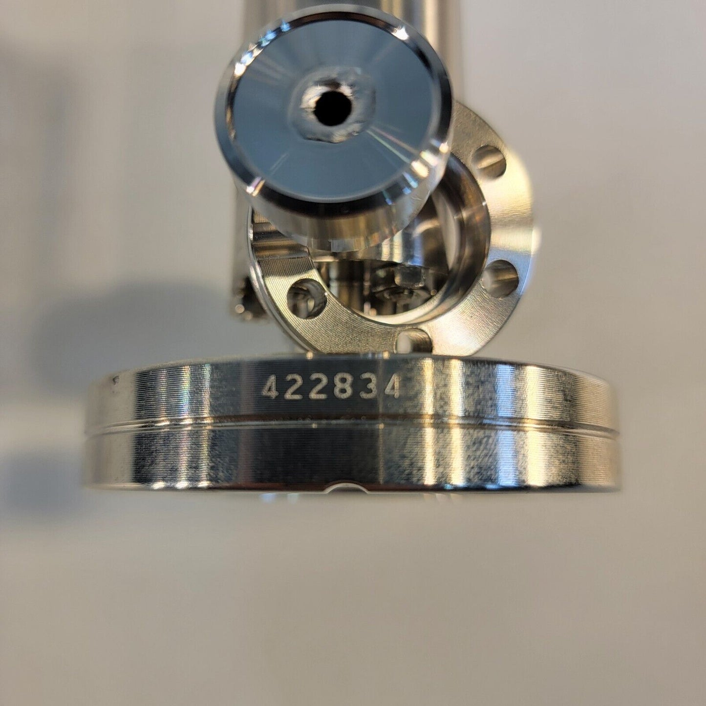 Variable Leak UHV High Vacuum Valve 104536 2.75" 1.33" Conflat Flange 422834