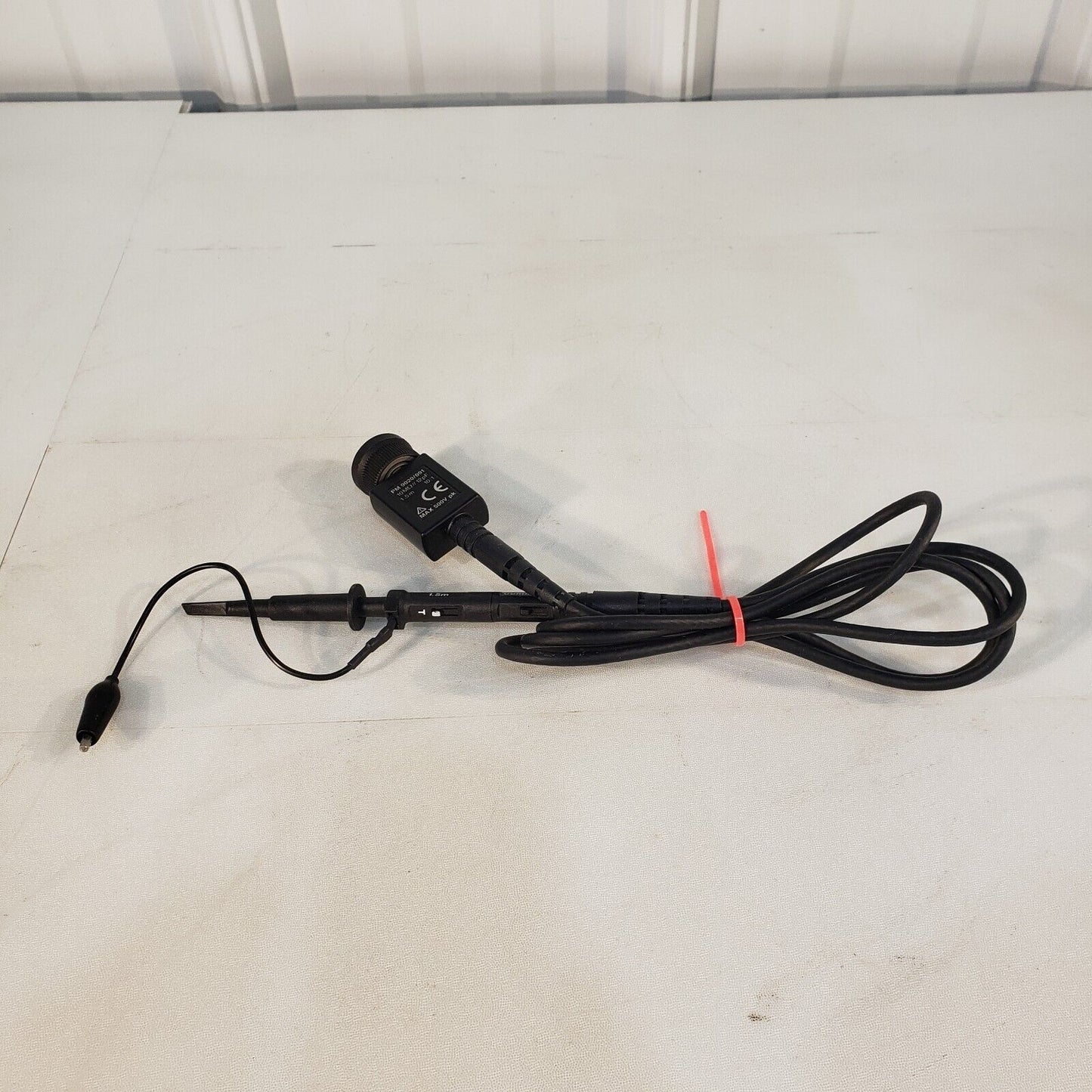 Fluke PM 9020/091 Handheld Oscilloscope Probe 10 MOhm 12 pF 1.5m 10:1 Philips