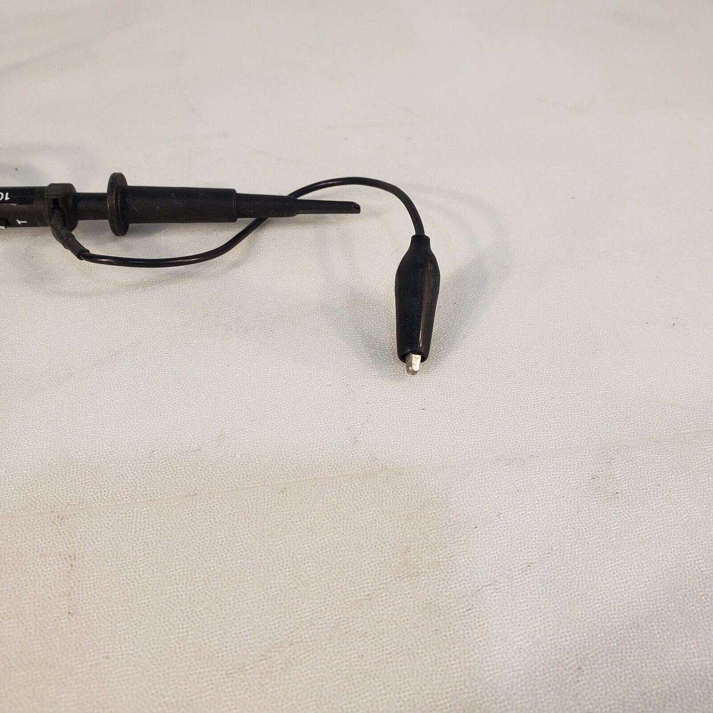 Fluke PM 9020/091 Handheld Oscilloscope Probe 10 MOhm 12 pF 1.5m 10:1 Philips