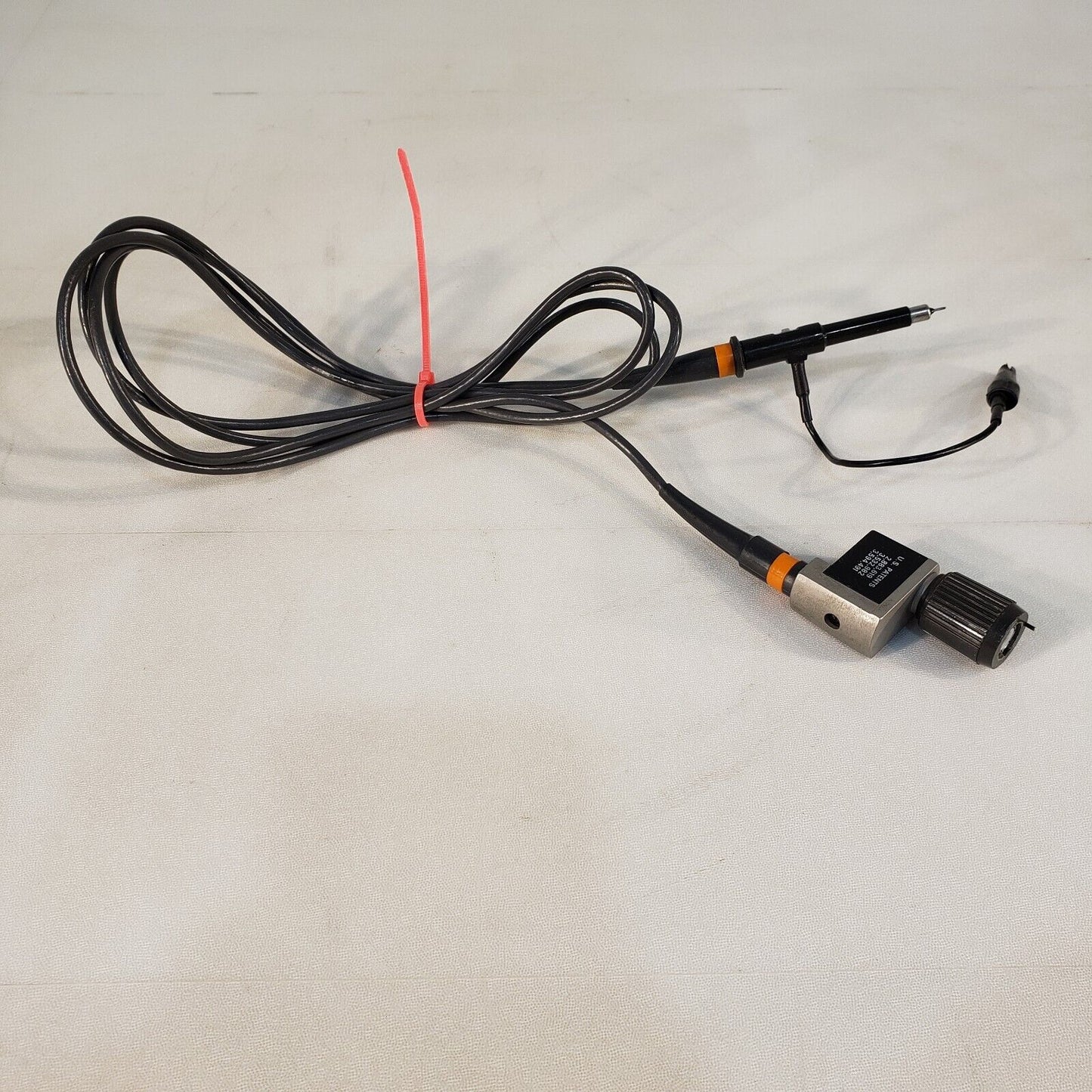 Tektronix P6053A Oscilloscope Probe 10 Mega-ohms 12.5pF 6ft