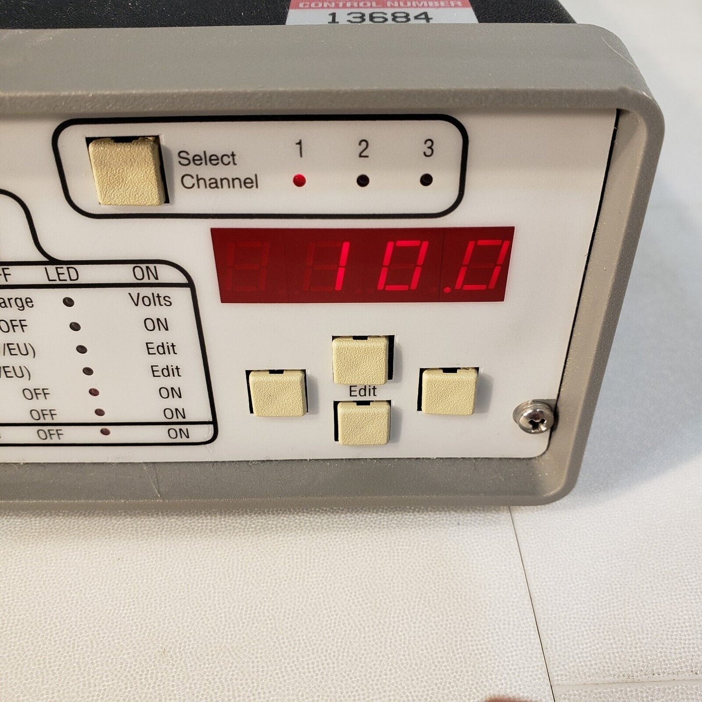 Endevco 133 Charge & Isotron Signal Conditioner Controller
