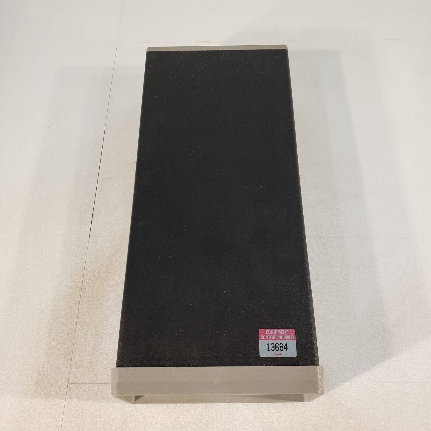 Endevco 133 Charge & Isotron Signal Conditioner Controller