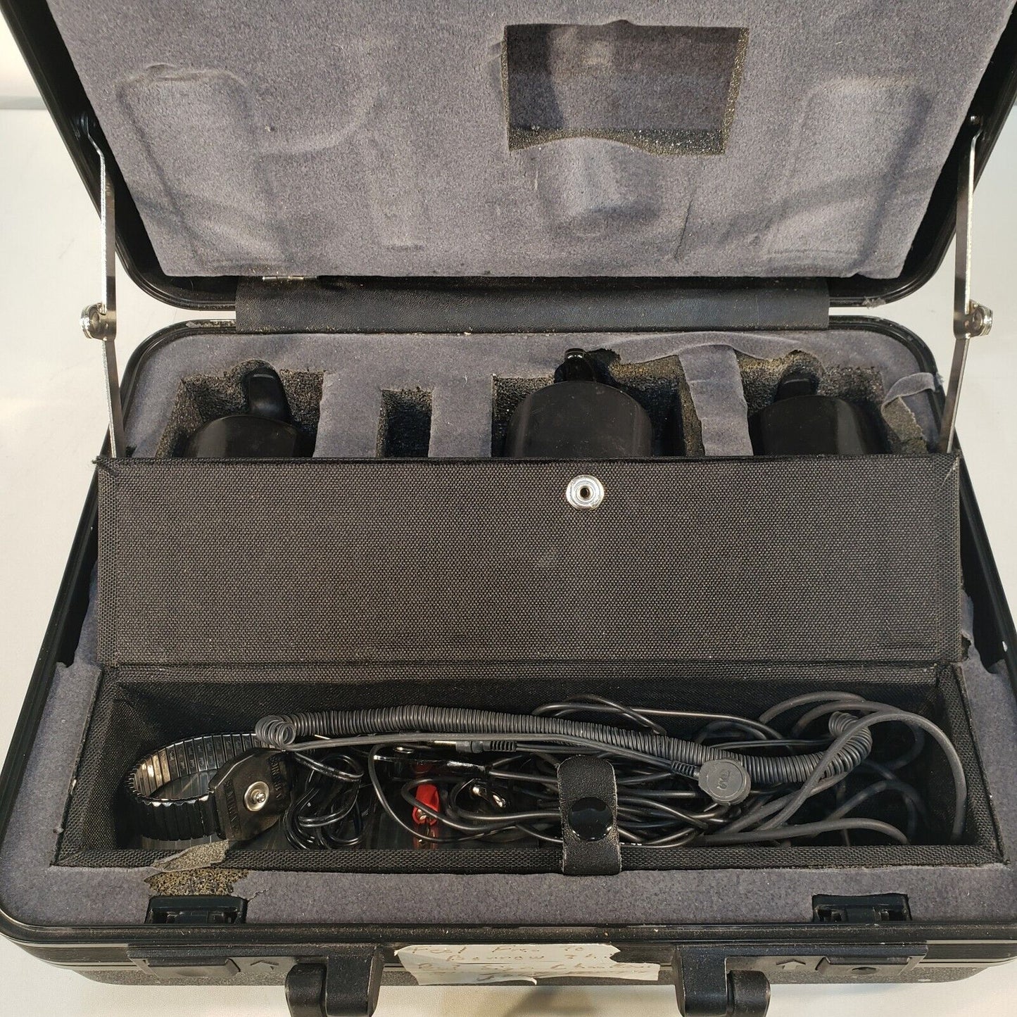 Surface Resistant Weight Probes, Electrostatic Wristband, & Grounding Cables Kit