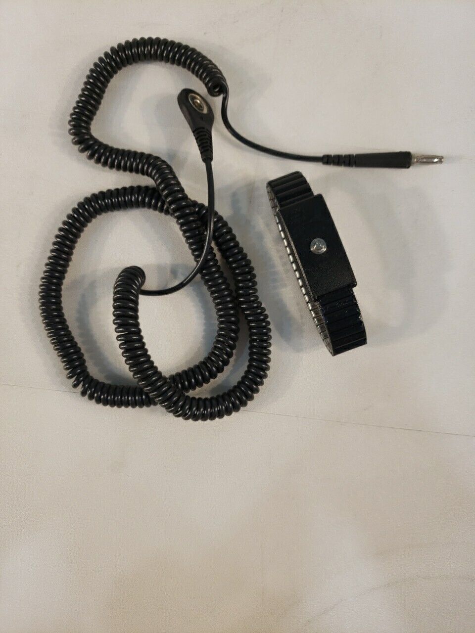 Desco 09041 Wriststrap With Grounding Cord Banana Clip ESD Electrostatic Safety