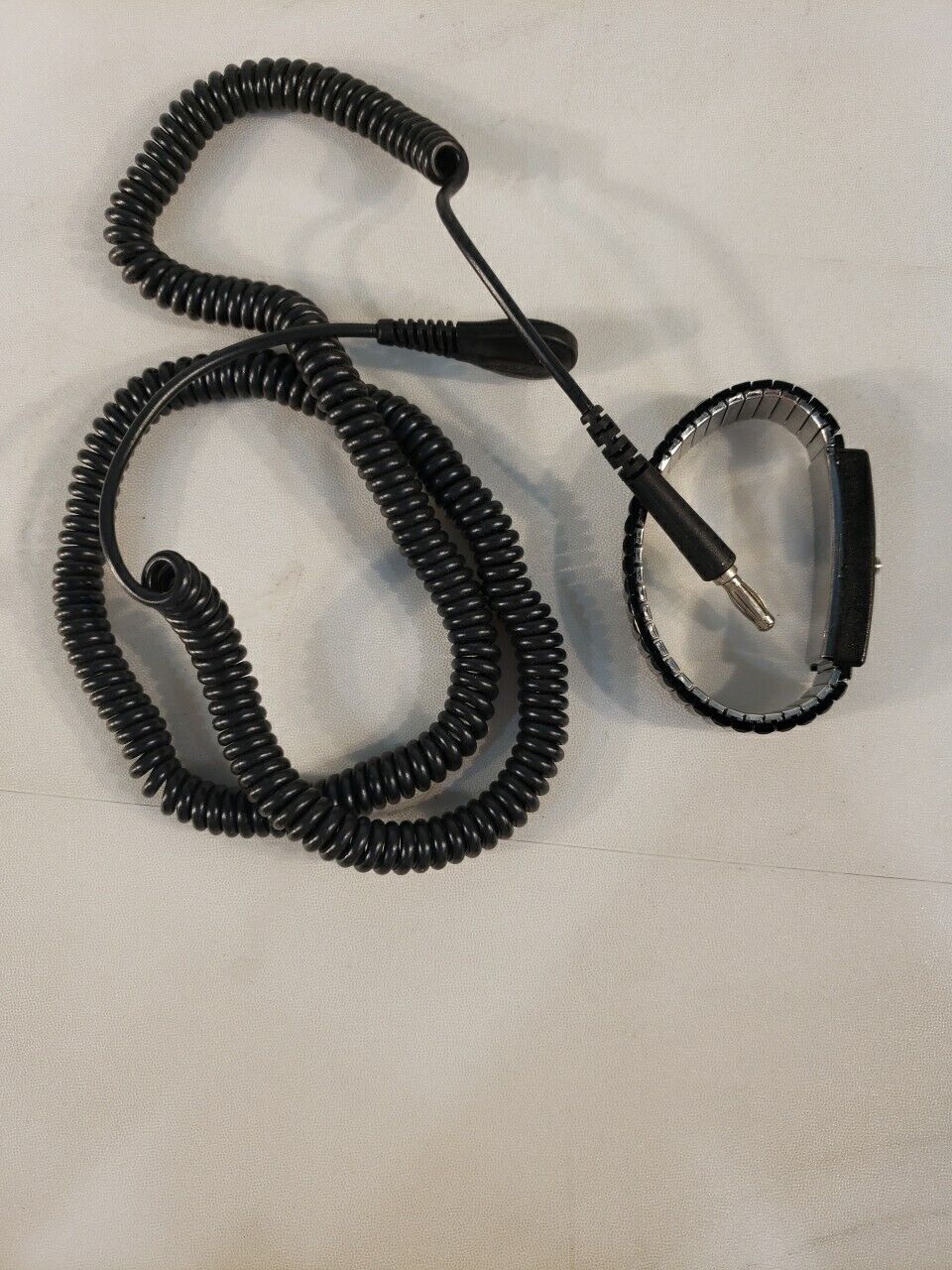 Desco 09041 Wriststrap With Grounding Cord Banana Clip ESD Electrostatic Safety
