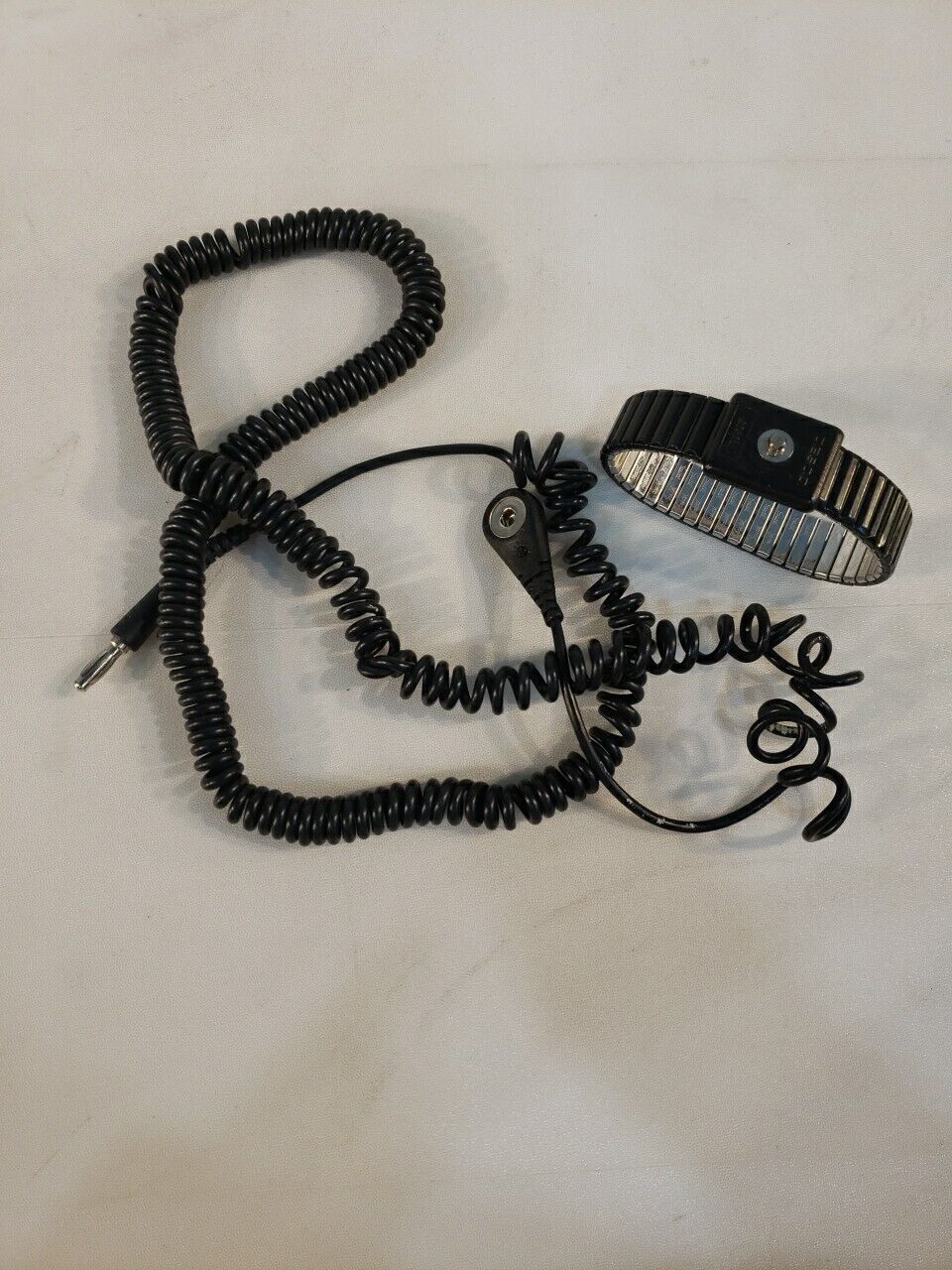 Desco 9030L Grounding Wristband With Cord Banna Clip ESD Electrostatic Safety