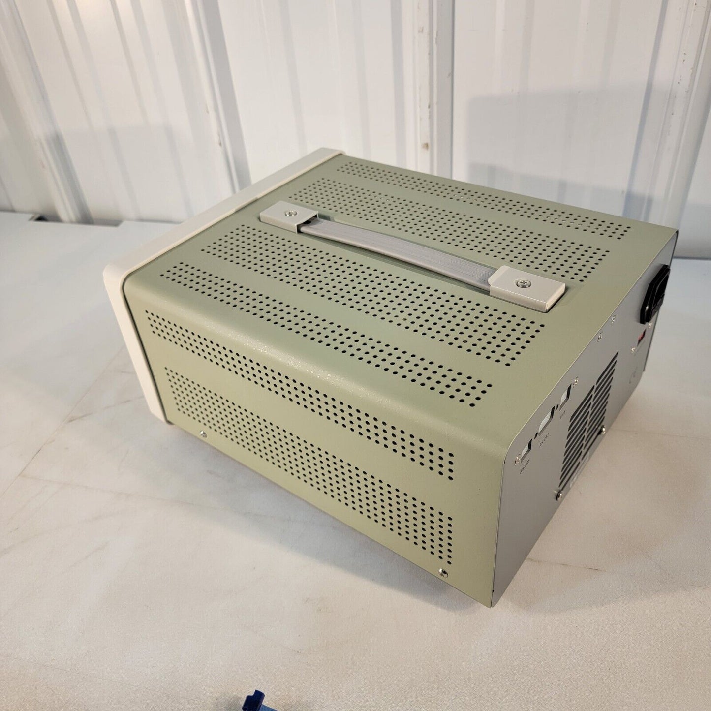 Matrix MPS-3010H-3 DC Adjustable Linear Bench Power Supply 30V/10A 615W DIM