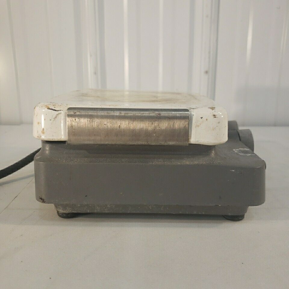 Corning PC 320 Stirrer Hot Plate Magnetic Laboratory 120v General Purpose