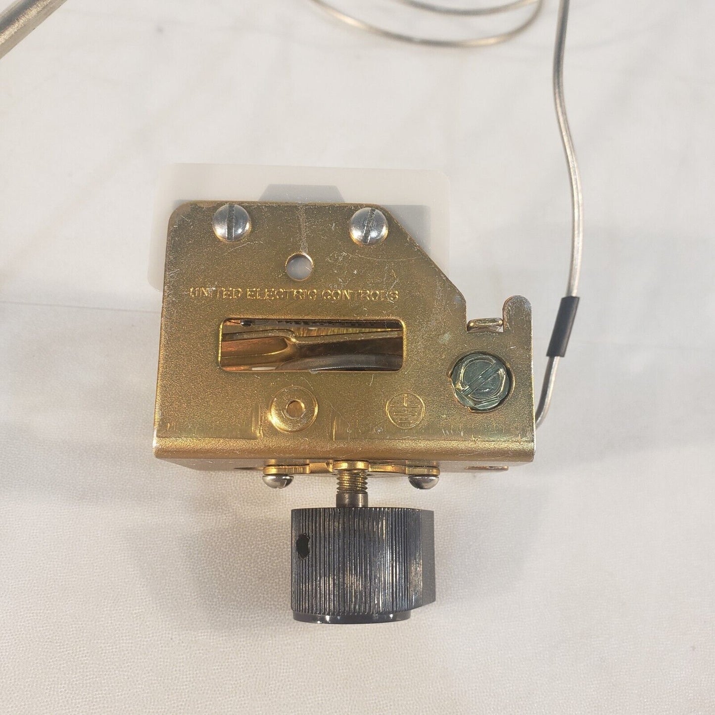 United Electric E55S Series 12067-1 8716 Temperature Switch 15A 125/250 VAC