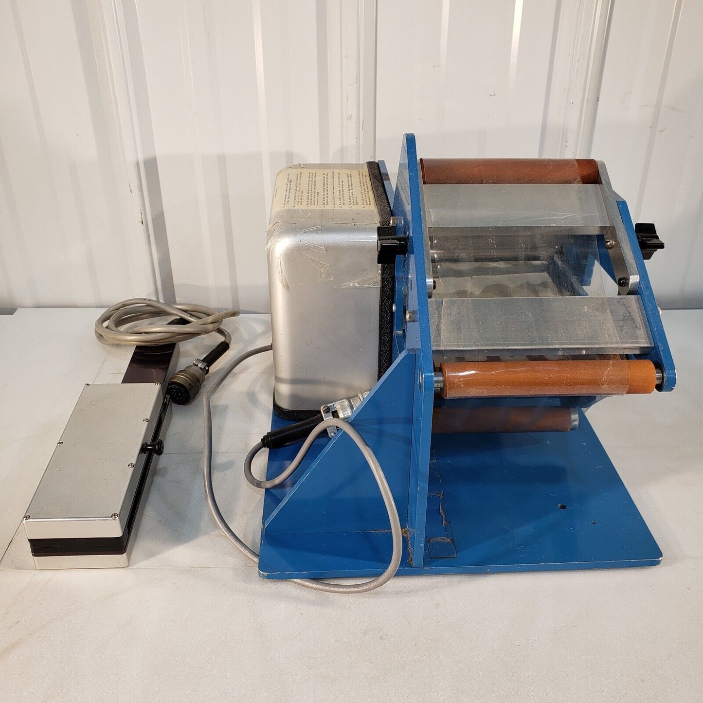 LI-COR LI-3000 Destructive Nondestructive Leaf Area Meter w Feed System + Sensor