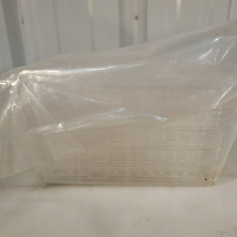Sarstedt 83.1835.005 TC Plate 96 Well Flat Bottom 5/Package Cell Cluster