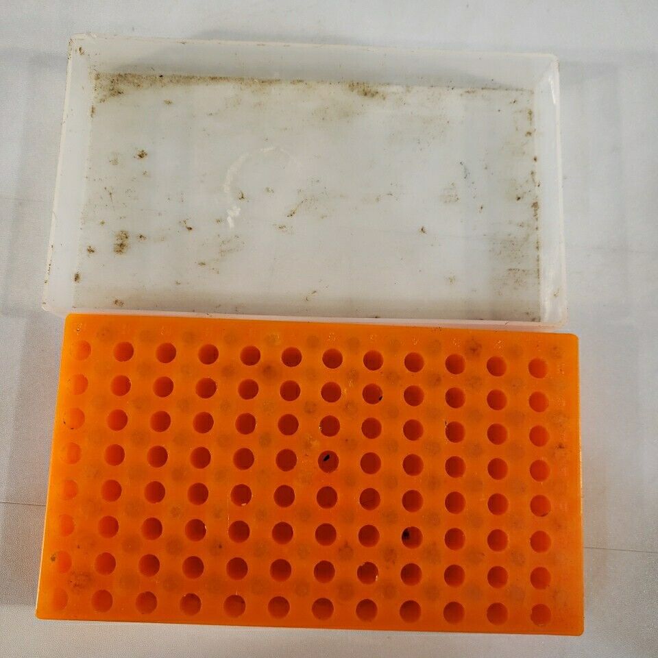 VWR 76333-314 Microcentrifuge Rack 96 Well Double Sided 2, 1.7, 0.5 mL With Lid