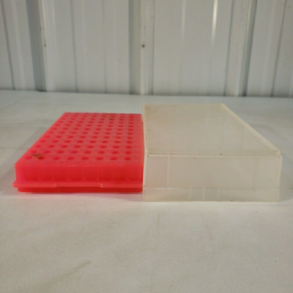 VWR 82024-494 Microcentrifuge Rack 96 Well Double Sided 2, 1.5, 0.5 mL With Lid