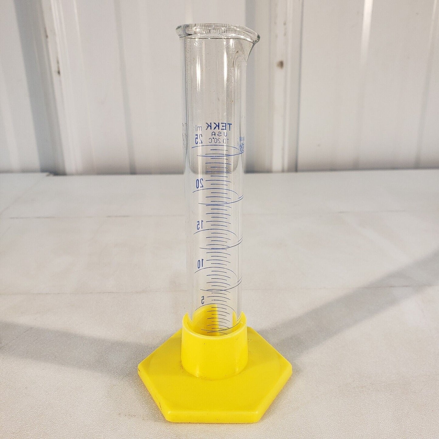 Tekk 20025-H Graduated Cylinder 25mL TD 20 Degree Celsius