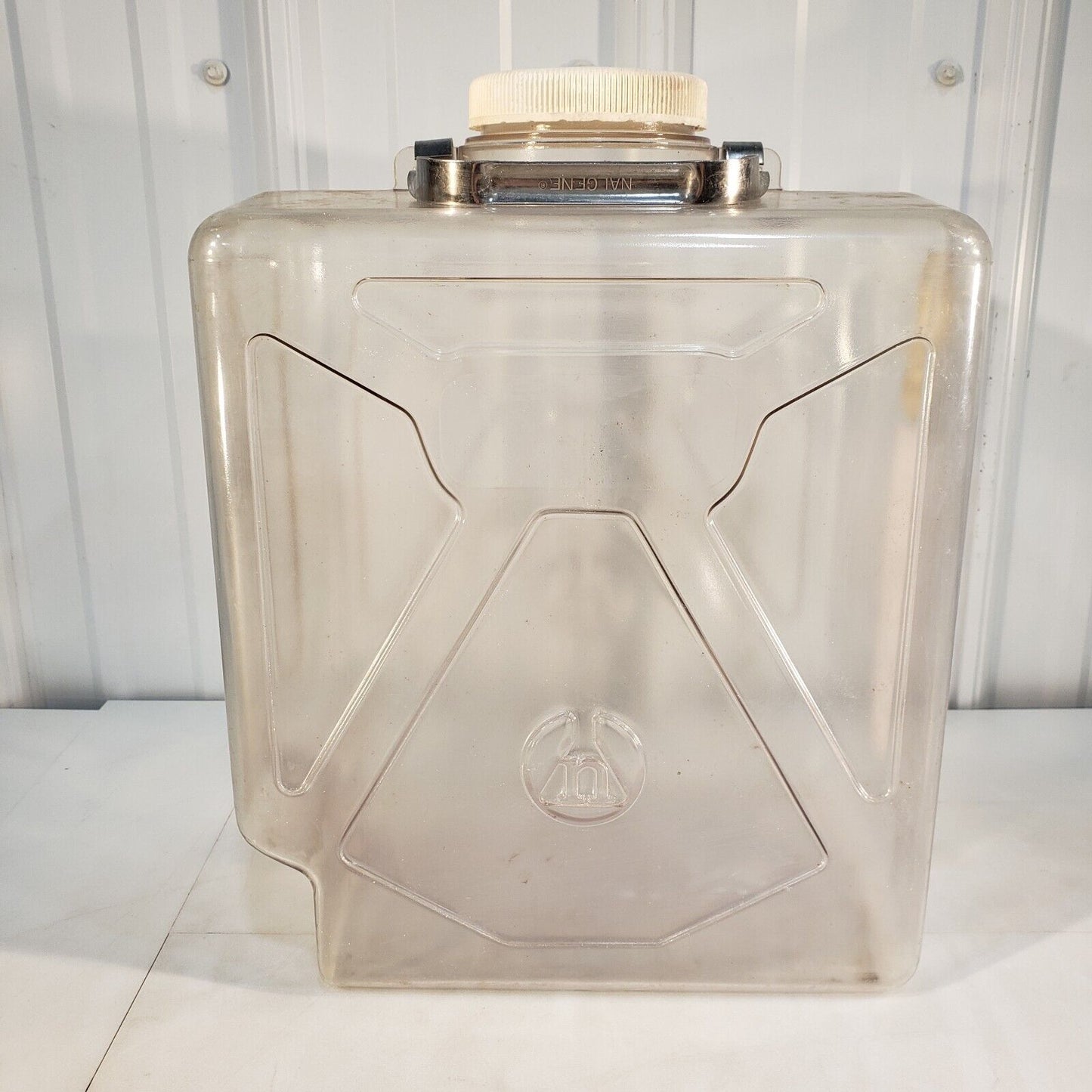 Nalgene 8-0400-07 HDPE 5 Gallon 20L Carboy With Spigot High Density Polyethylene