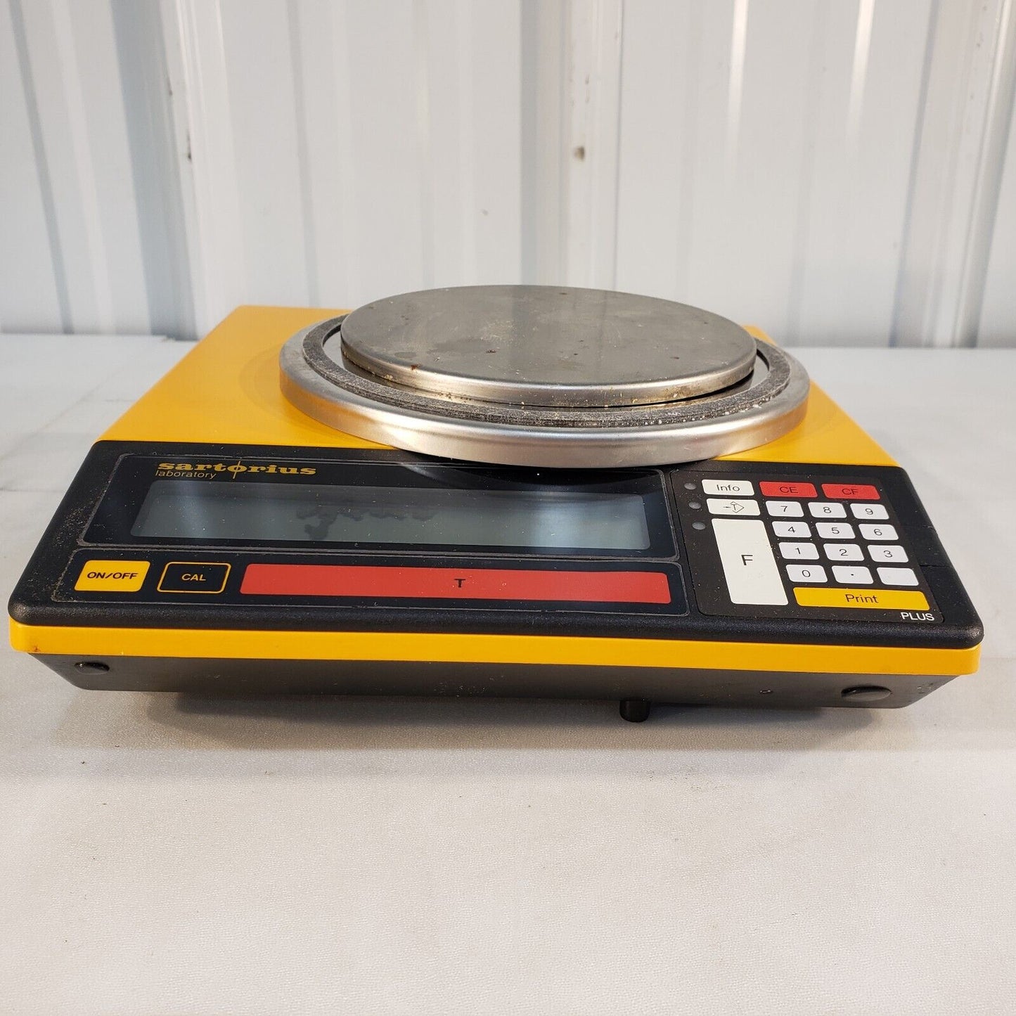 Sartorius L420S Balance Scale FOR PARTS - Scale Does Not Fully Initialize