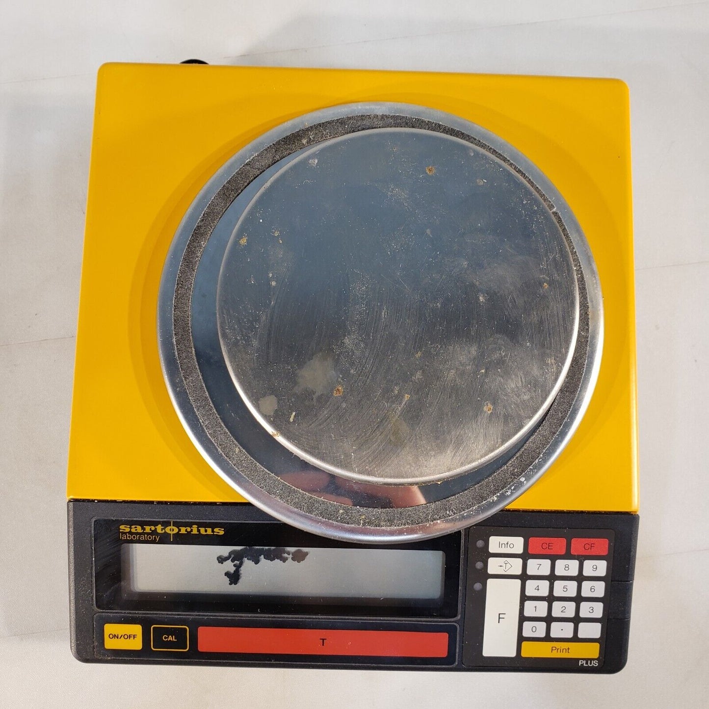 Sartorius L420S Balance Scale FOR PARTS - Scale Does Not Fully Initialize