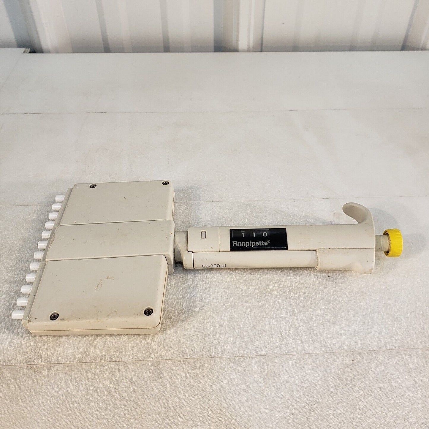 Thermo Labsystems Finnpipette 4510 Multiple 12-Channel Pipette 50-300uL