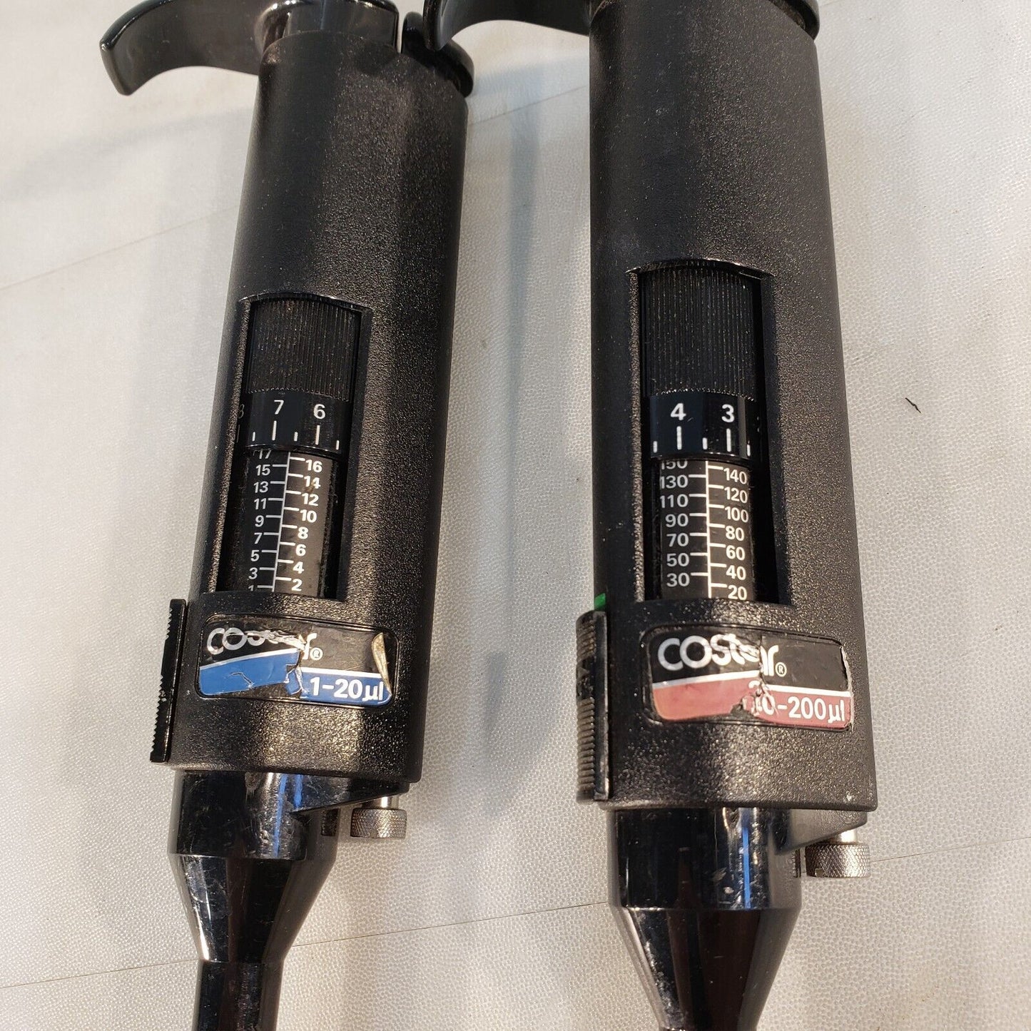 Lot Of 2 Costar Pipettes 1-20uL & 20-200uL Adjustable Pipettor