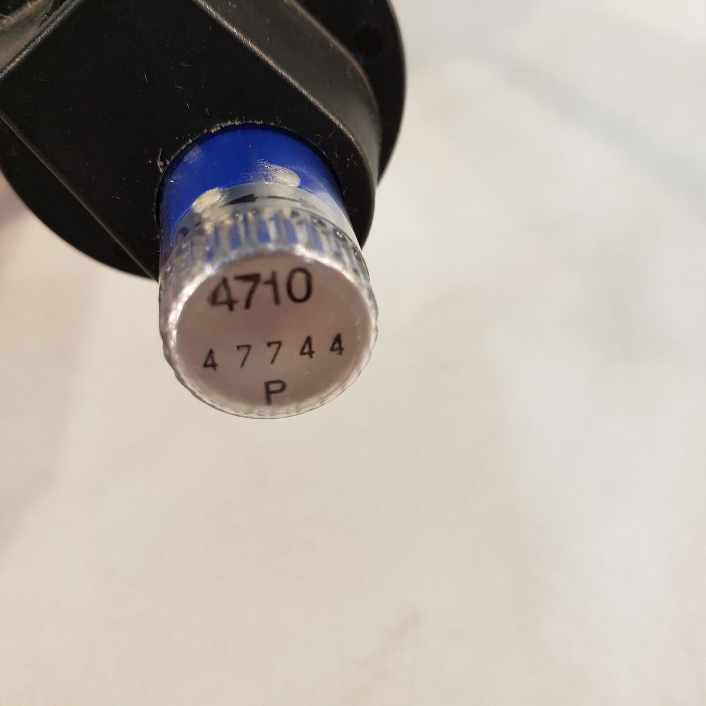 Eppendorf 4710 Single Channel Pipette 100-1000uL 1mL