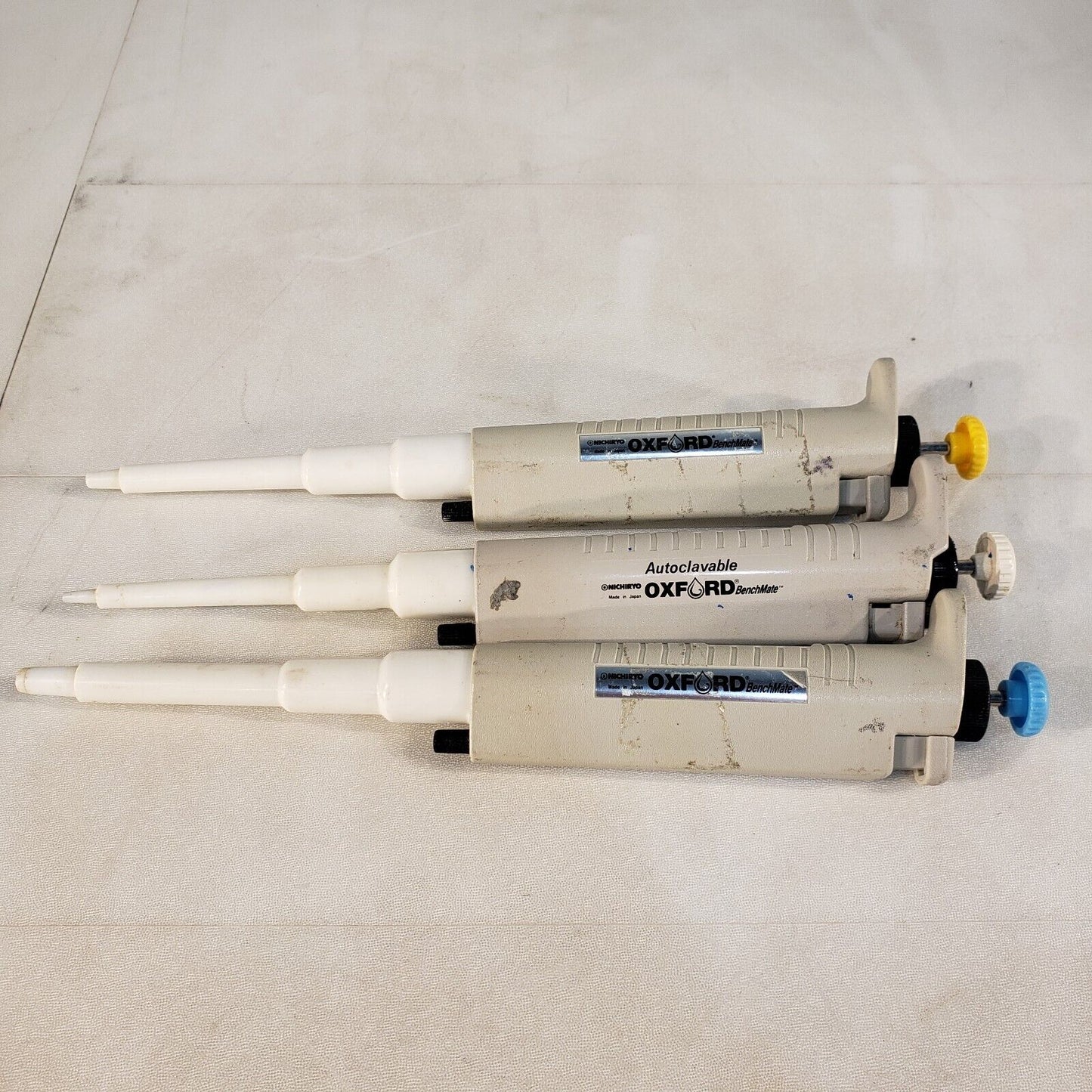 Lot Of 3 Oxford Pipettes 0.5-10uL 40-200uL 200-1000uL 1mL Pipettor